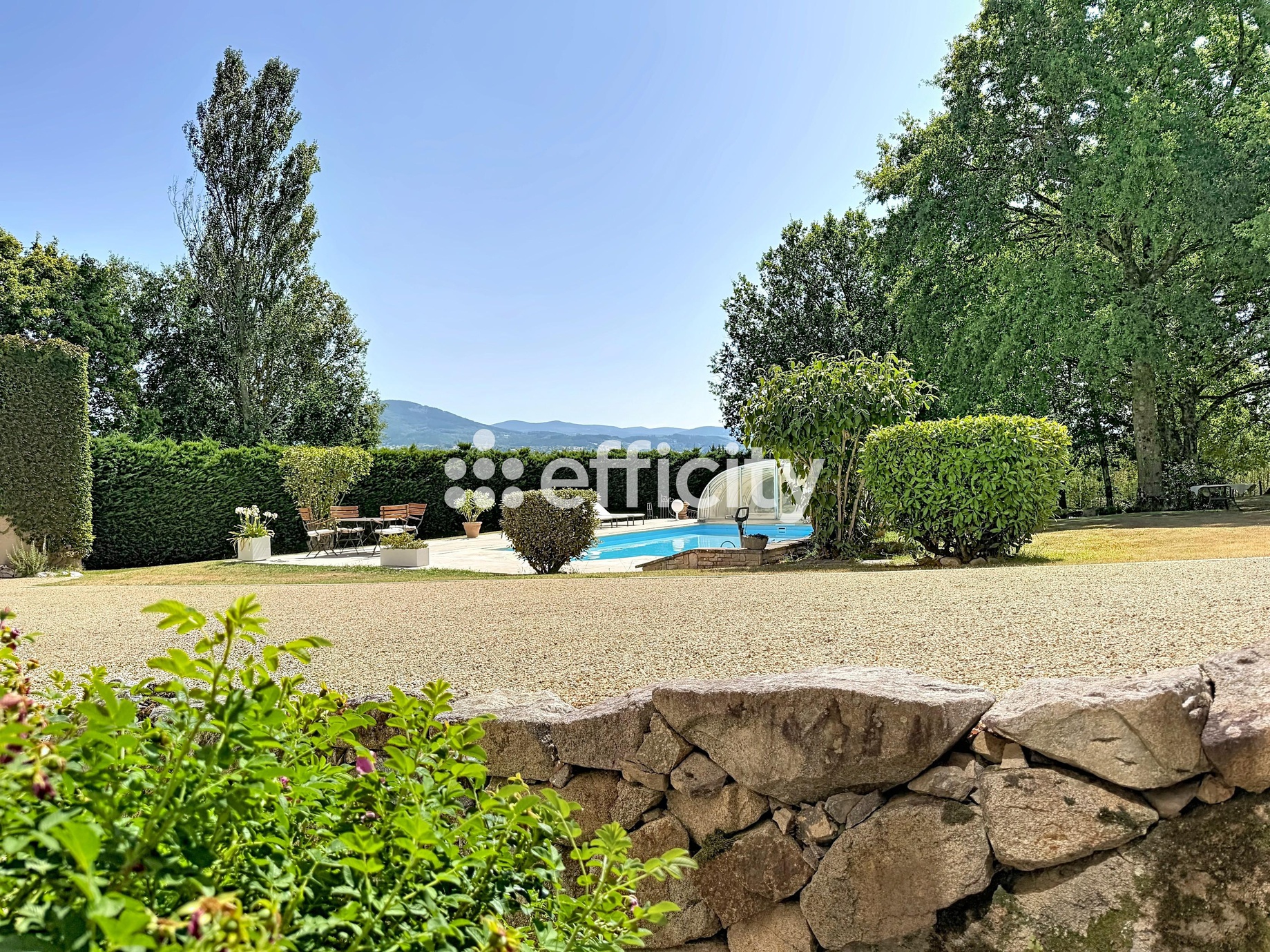 maison 10 pièces - 380,0m2 à Courpière (63120)