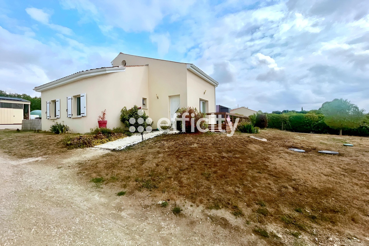 maison 6 pièces - 120m2 à Rouillac (16170)