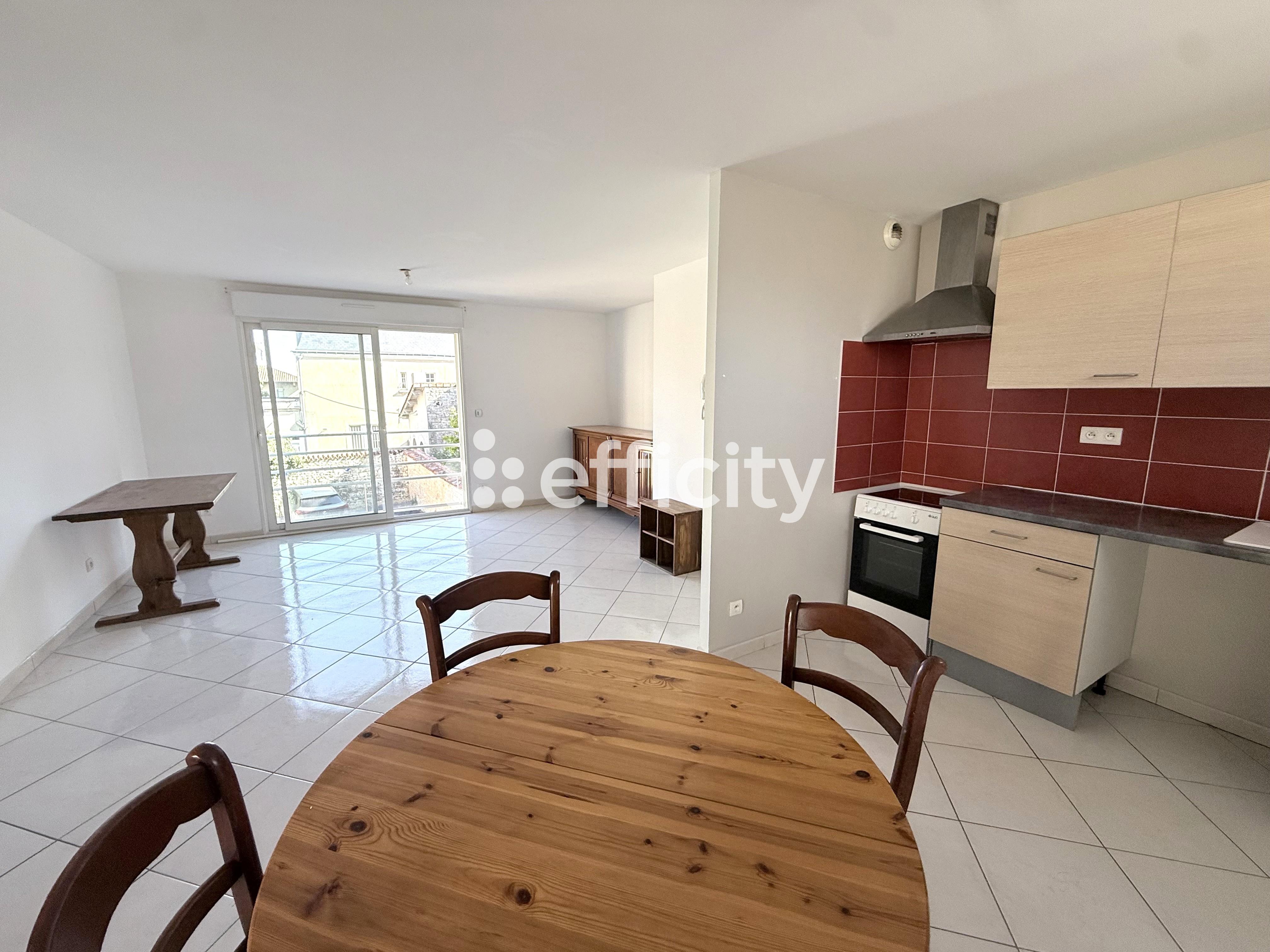 Appartement 3 pièces 69 m² · à Ruffec · 69 m² · 99 900 €