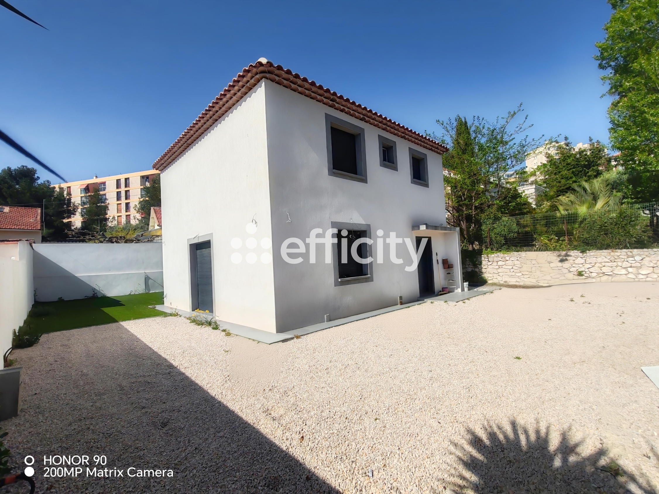 maison 4 pièces - 112m2 à Marseille (13015)