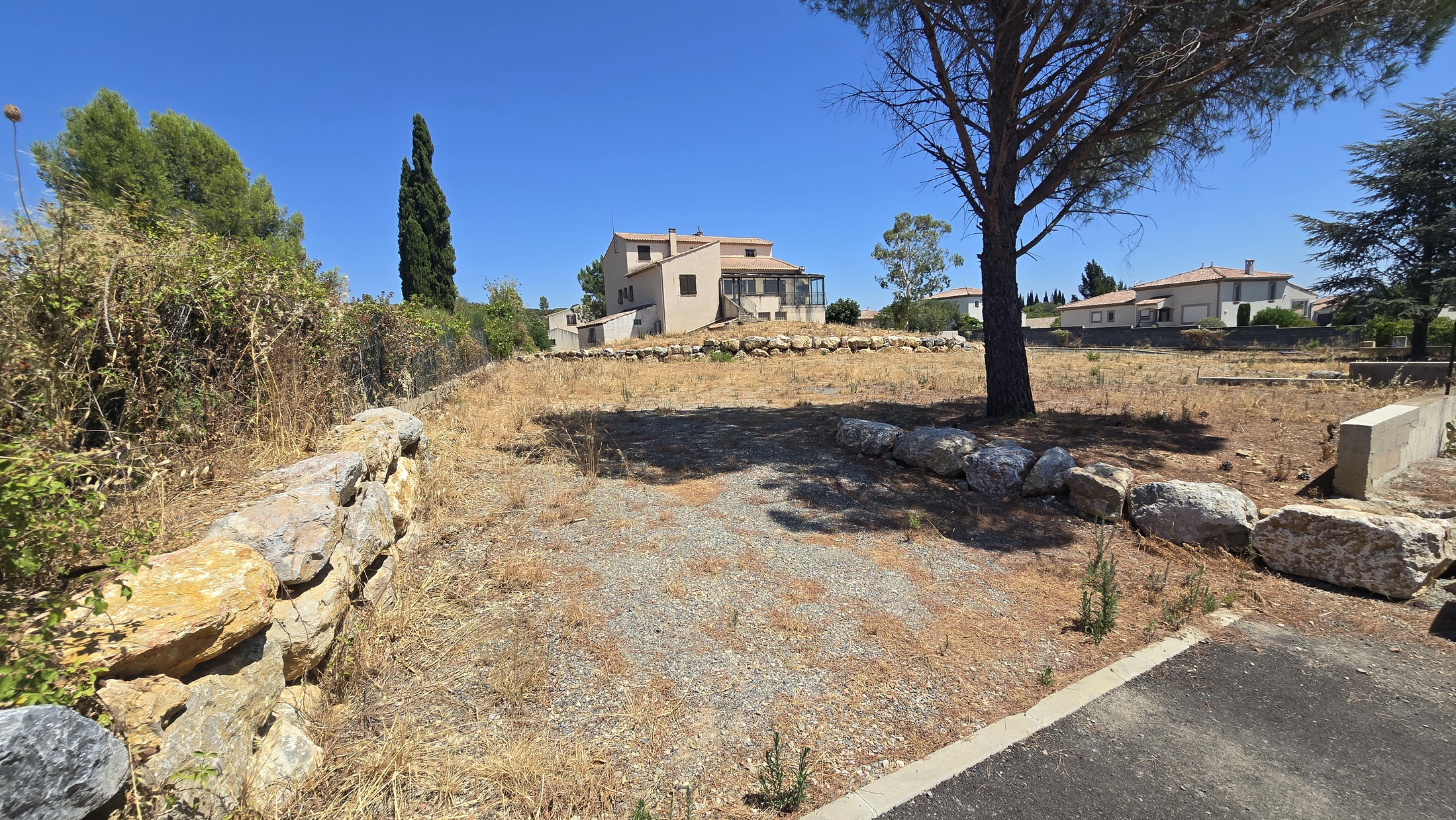 terrain  - 588m2 à Cessenon-sur-Orb (34460)