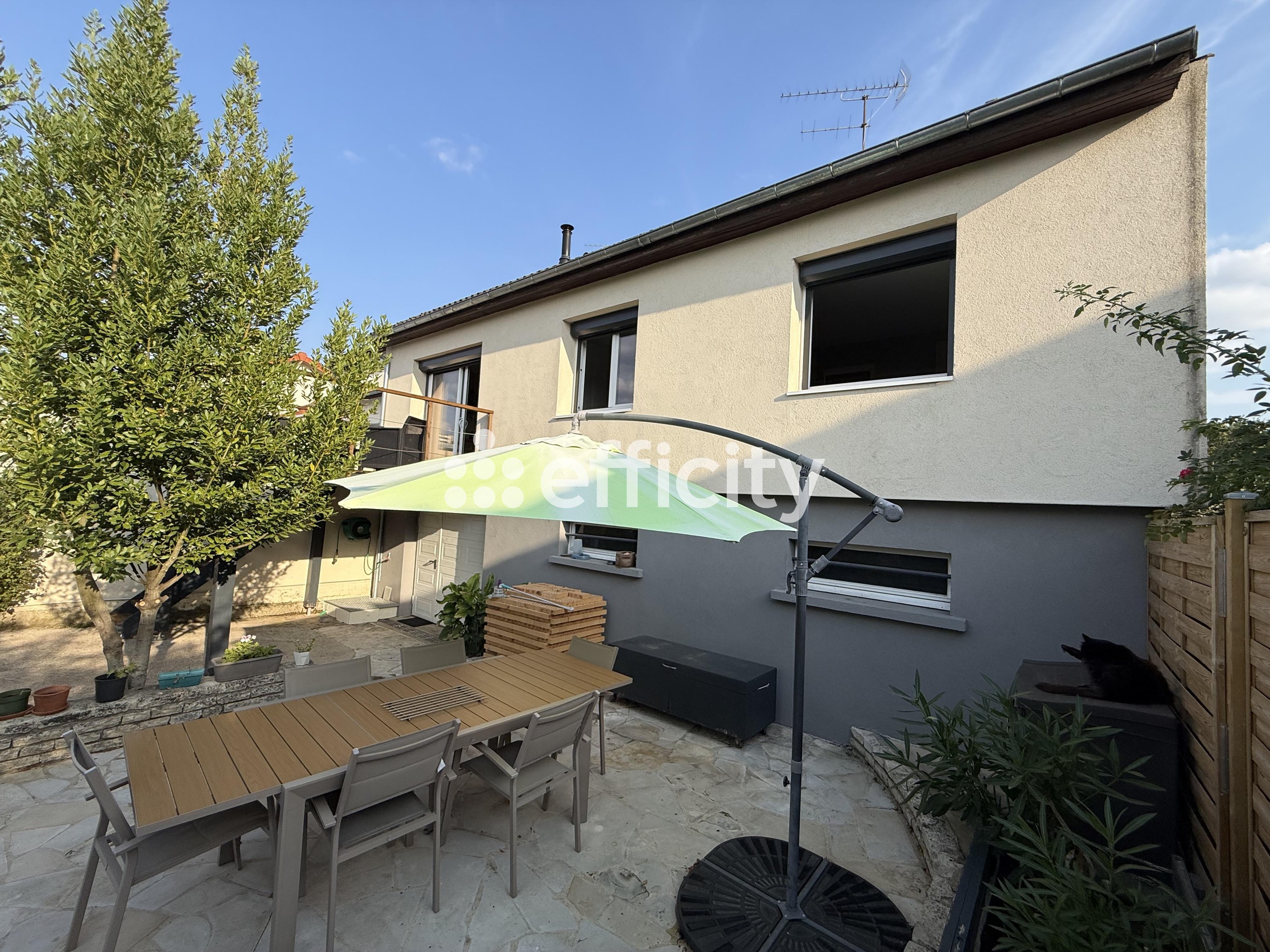 maison 5 pièces - 110m2 à La Verrière (78320)