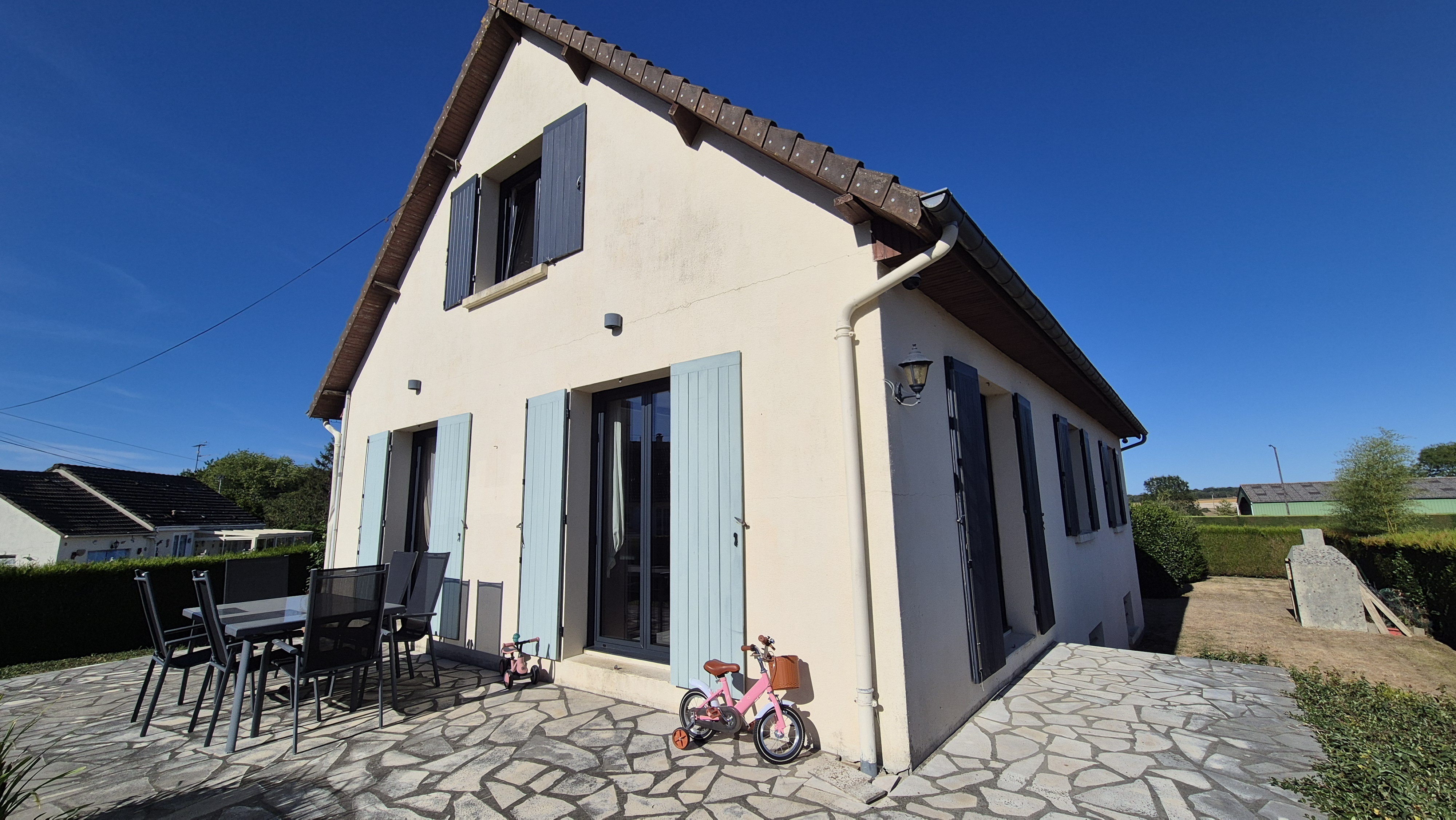 Maison 5 pièces 125 m² · à Bucéels · 125 m² · 274 900 €