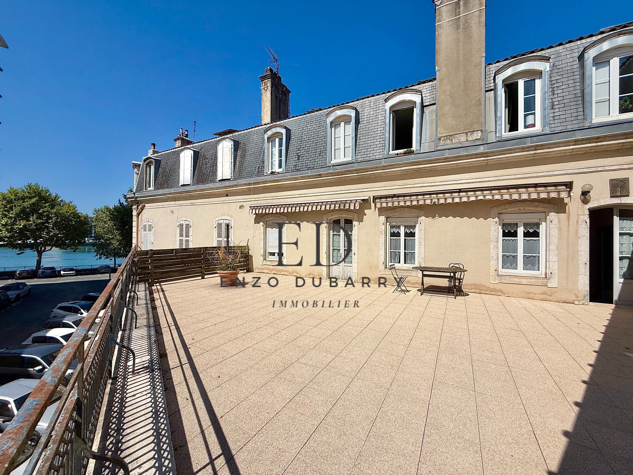 appartement 6 pièces - 233m2 à Bayonne (64101)