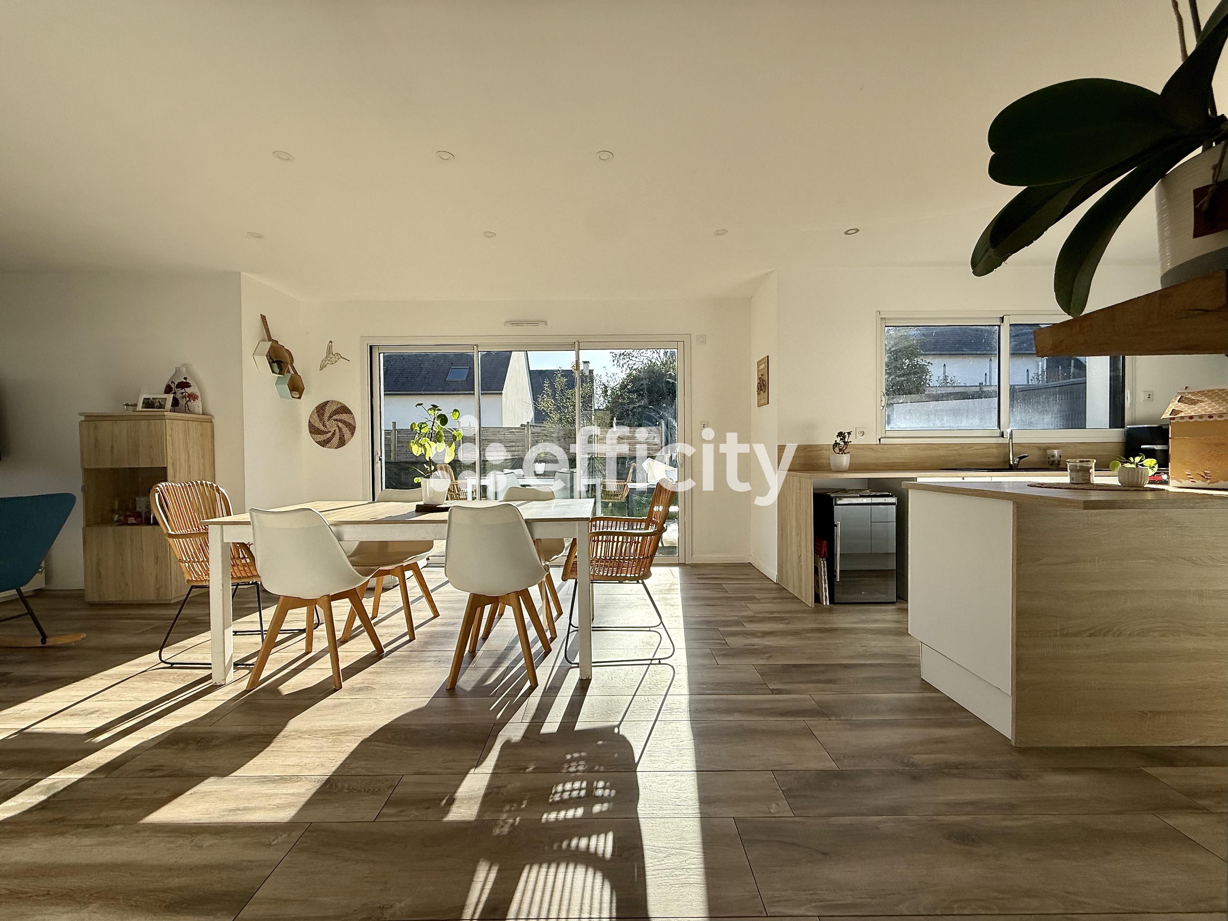 Maison 6 pièces 128 m² · à Dourdain · 128 m² · 294 000 €