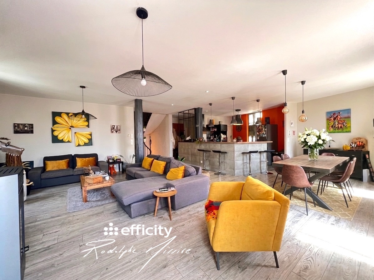 Appartement 7 pièces 193 m² · à Niort · 193 m² · 361 000 €