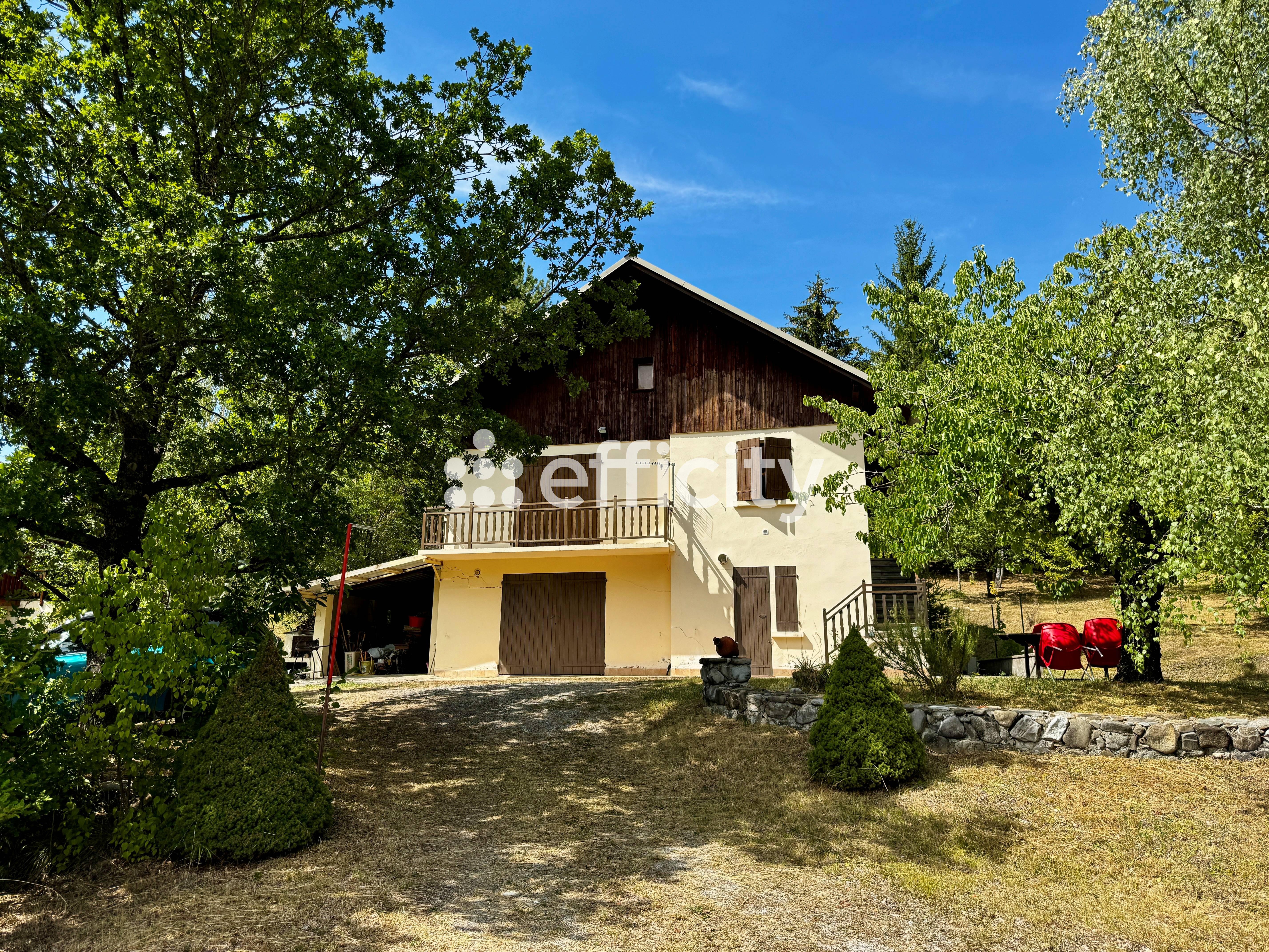 Maison 5 pièces 82 m² · à Saint-Jean-Saint-Nicolas · 82 m² · 265 000 €
