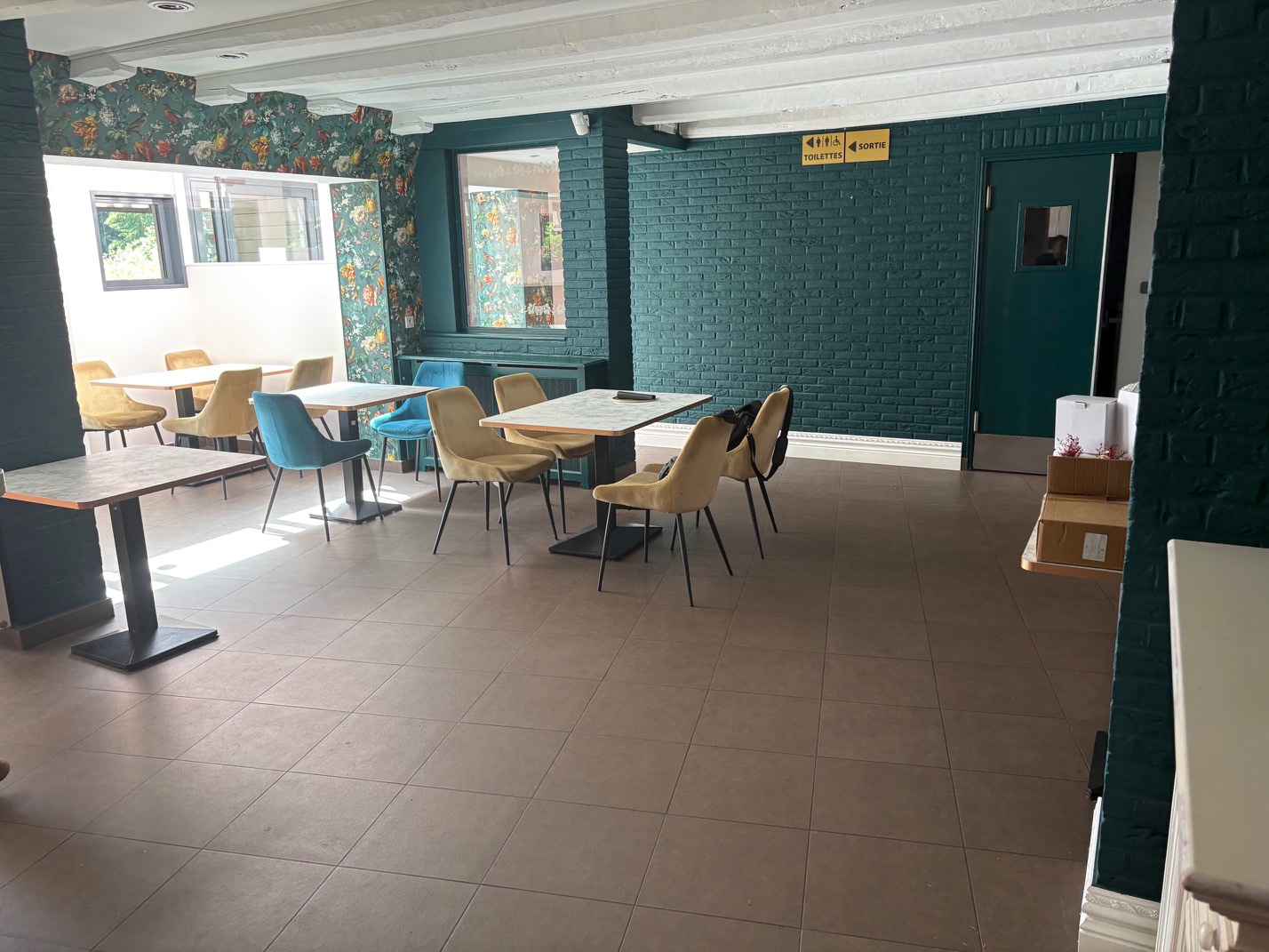 Immeuble 350 m² · à Socx · 350 m² · 372 750 €