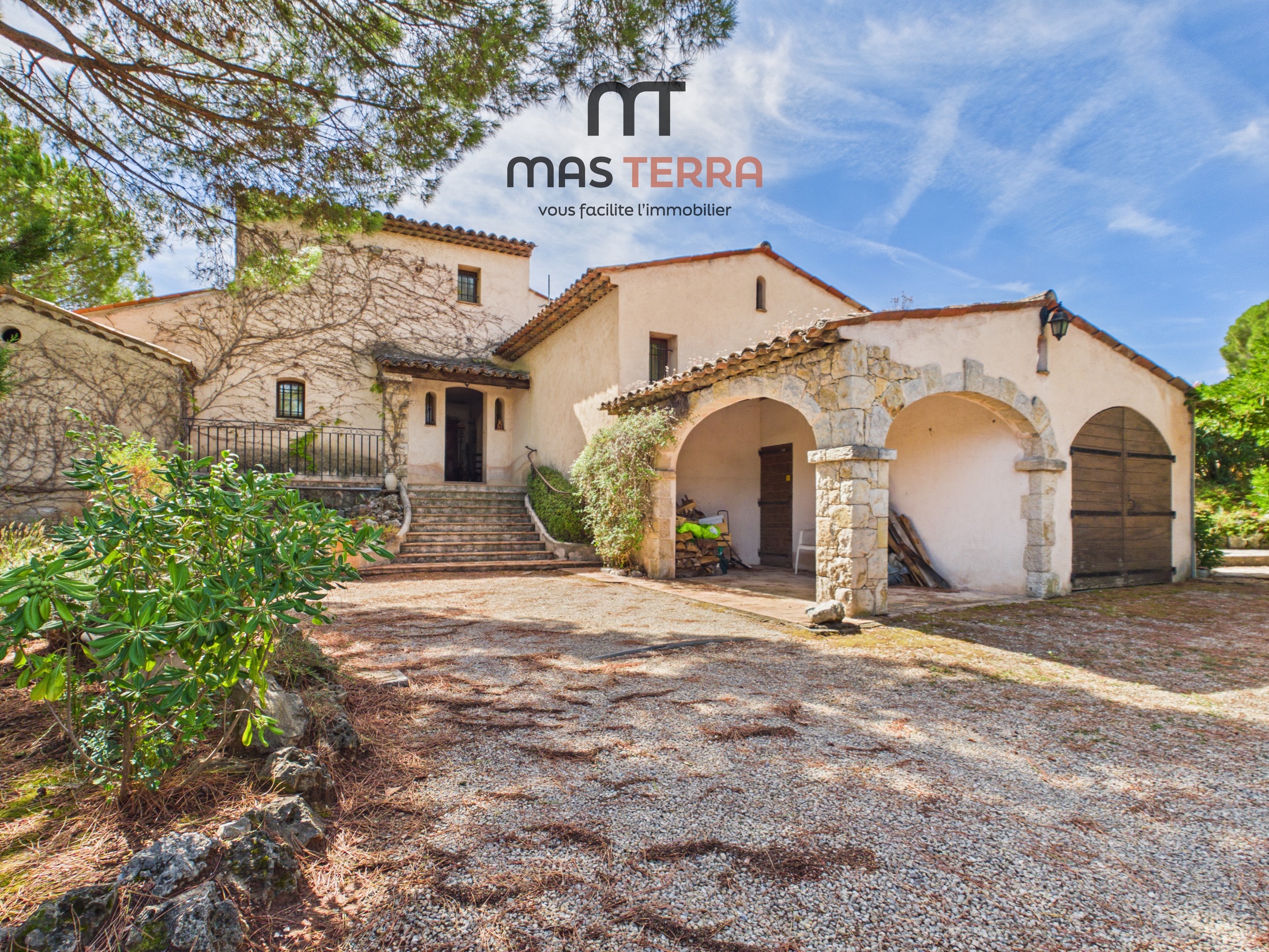 maison 5 pièces - 147m2 à Grasse (06130)