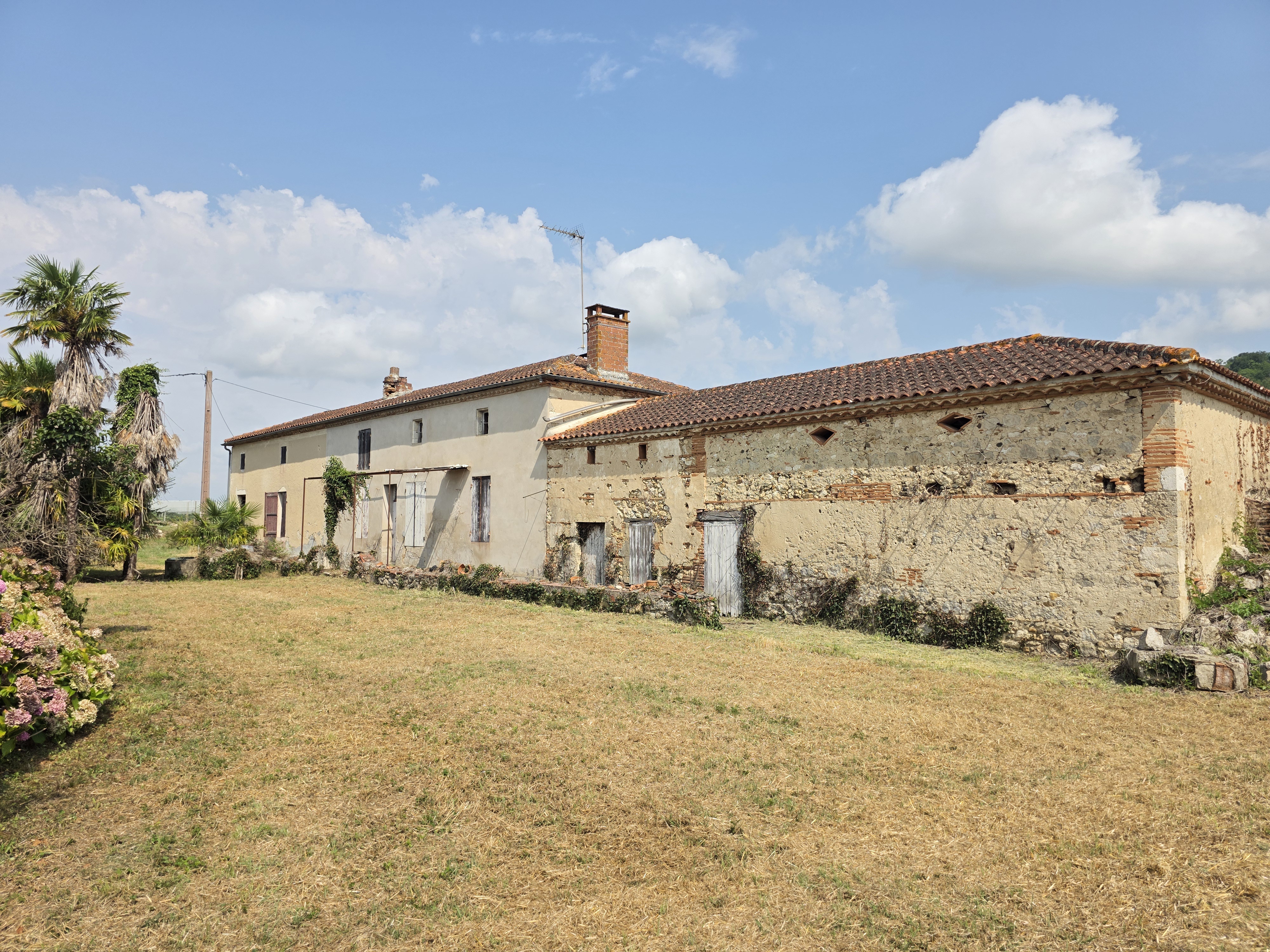 Maison 6 pièces 205 m² · à Clermont-Dessous · 205 m² · 109 000 €