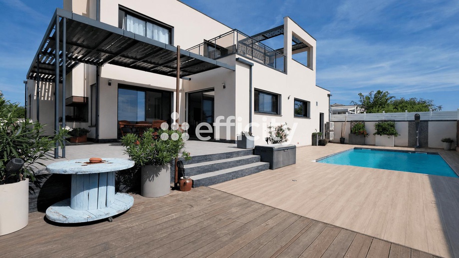 maison 5 pièces - 150m2 à Sérignan (34410)