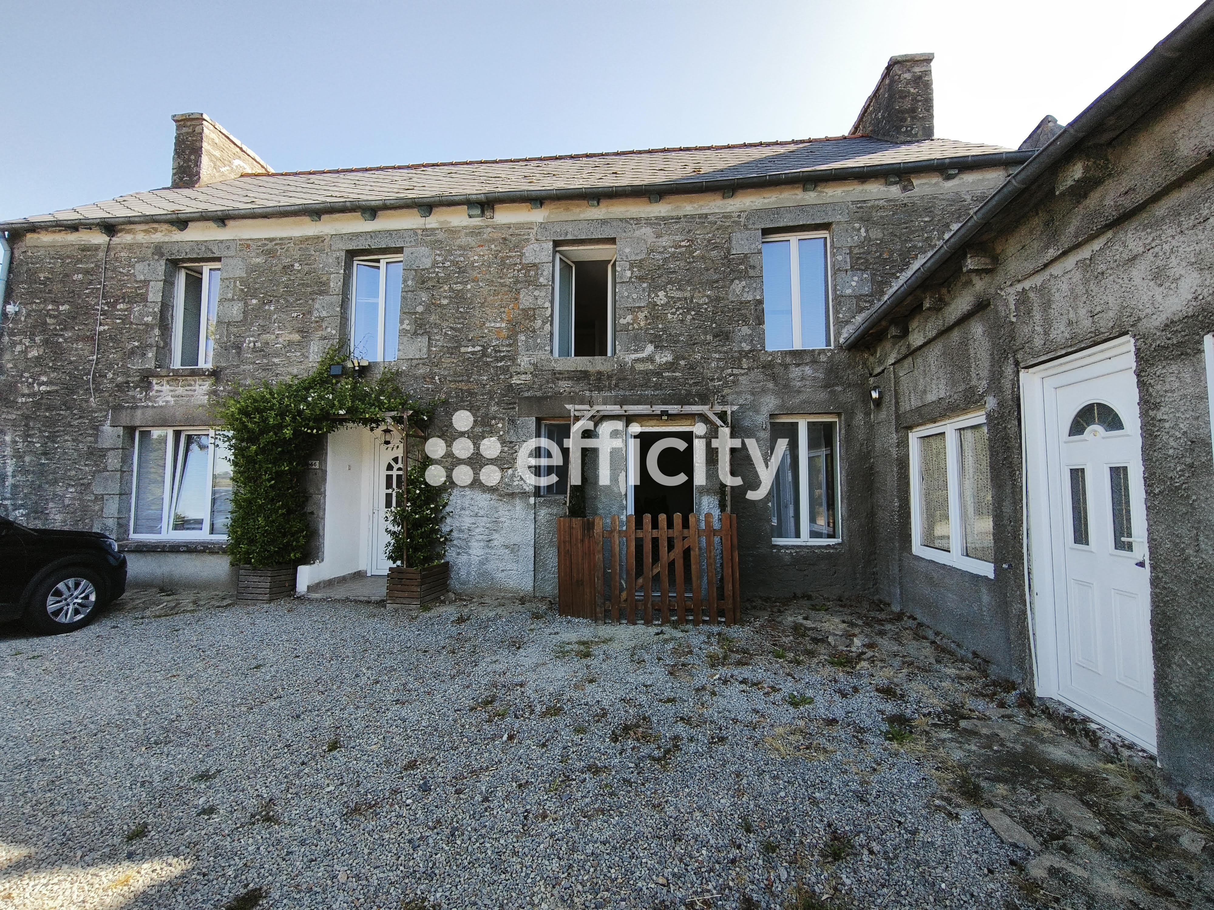 Maison 9 pièces 186 m² · à Le Mené · 186 m² · 149 600 €