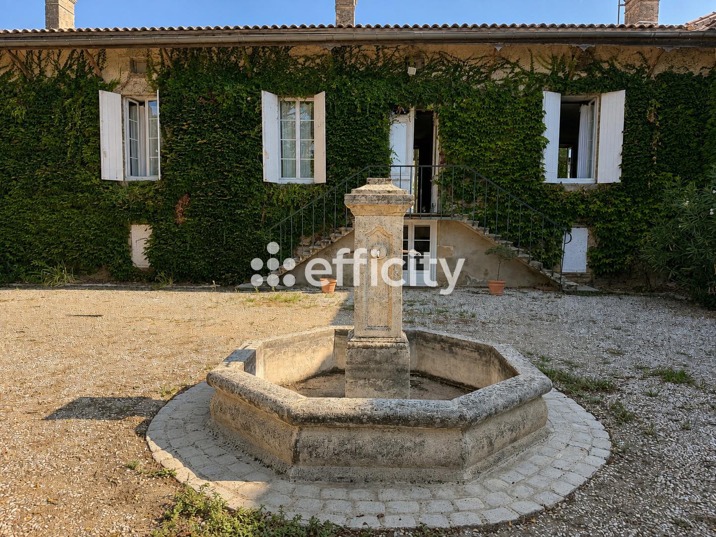 Maison 14 pièces 530 m² · à Barsac · 530 m² · 949 500 €