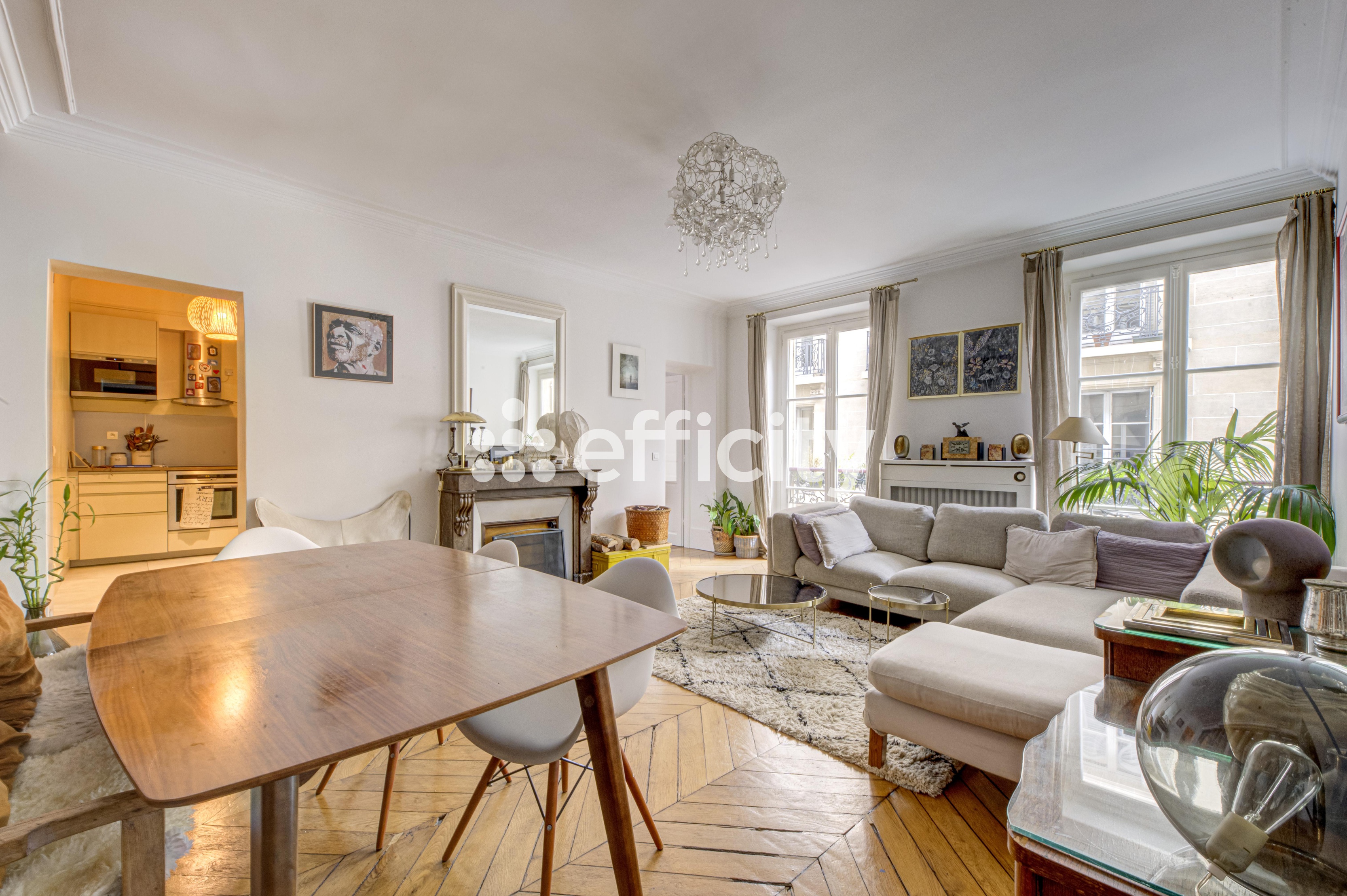 appartement 4 pièces - 98,6m2 à Paris (75010)