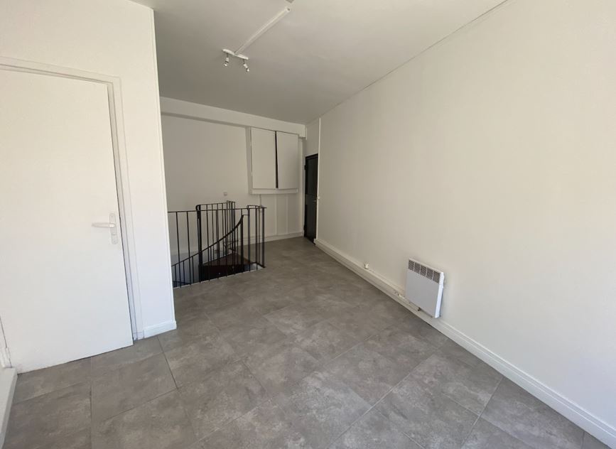 Local commercial 2 pièces 25 m² · à Lyon · 25 m² · 108 000 €