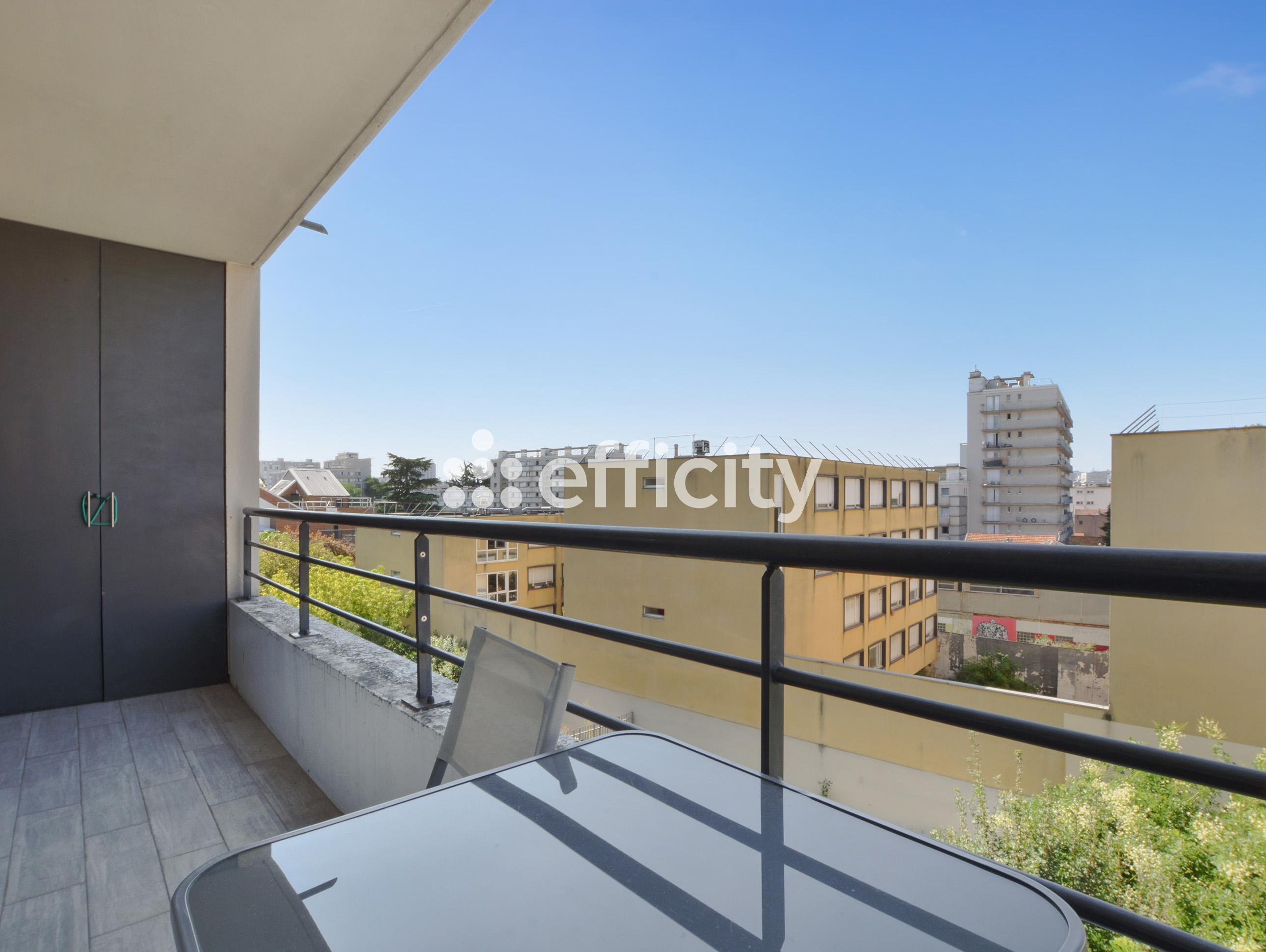 Appartement 3 pièces 69 m² · à Aubervilliers · 69 m² · 272 000 €