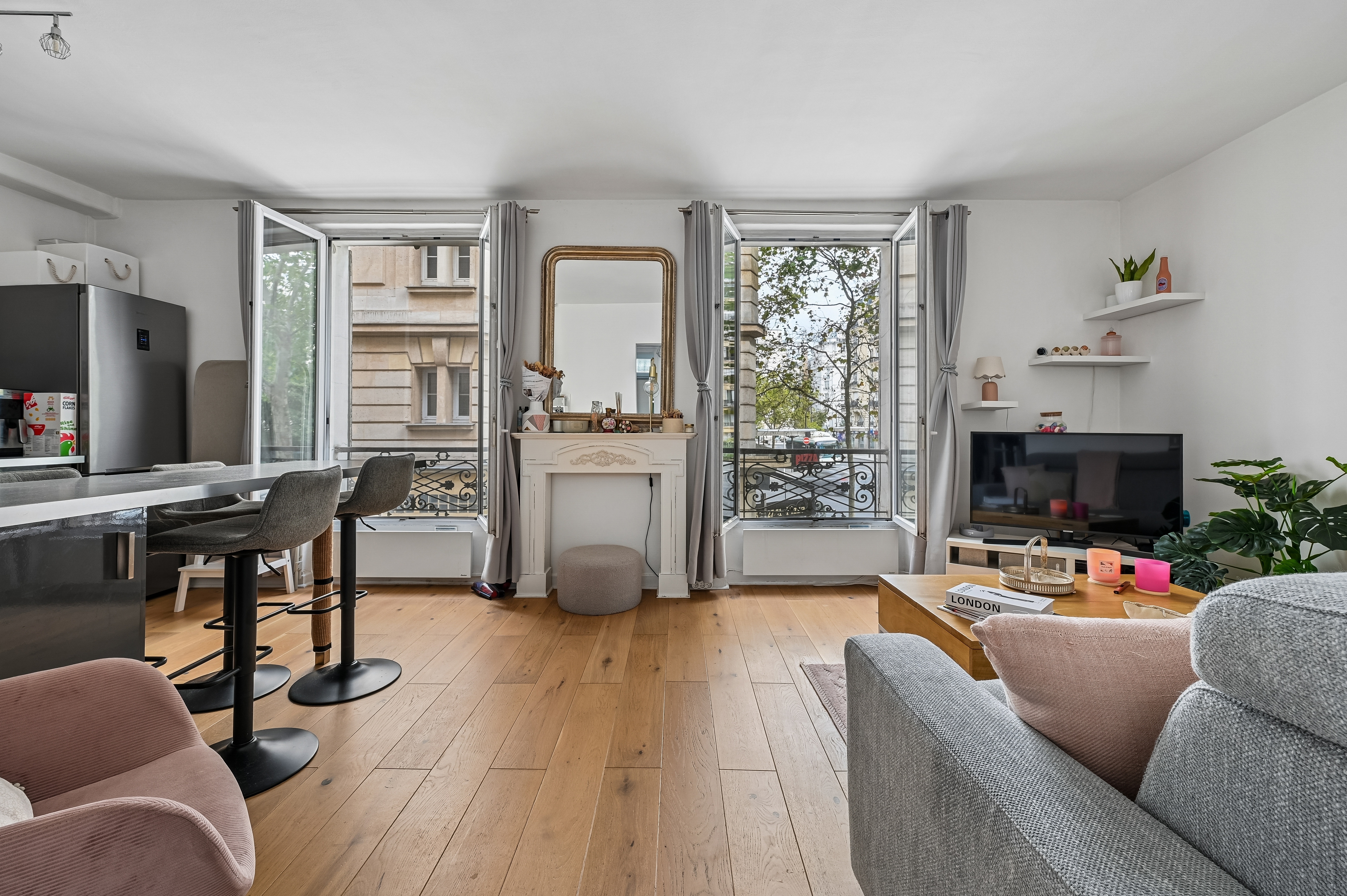 Appartement 2 pièces 37 m² · à Paris · 37 m² · 395 000 €