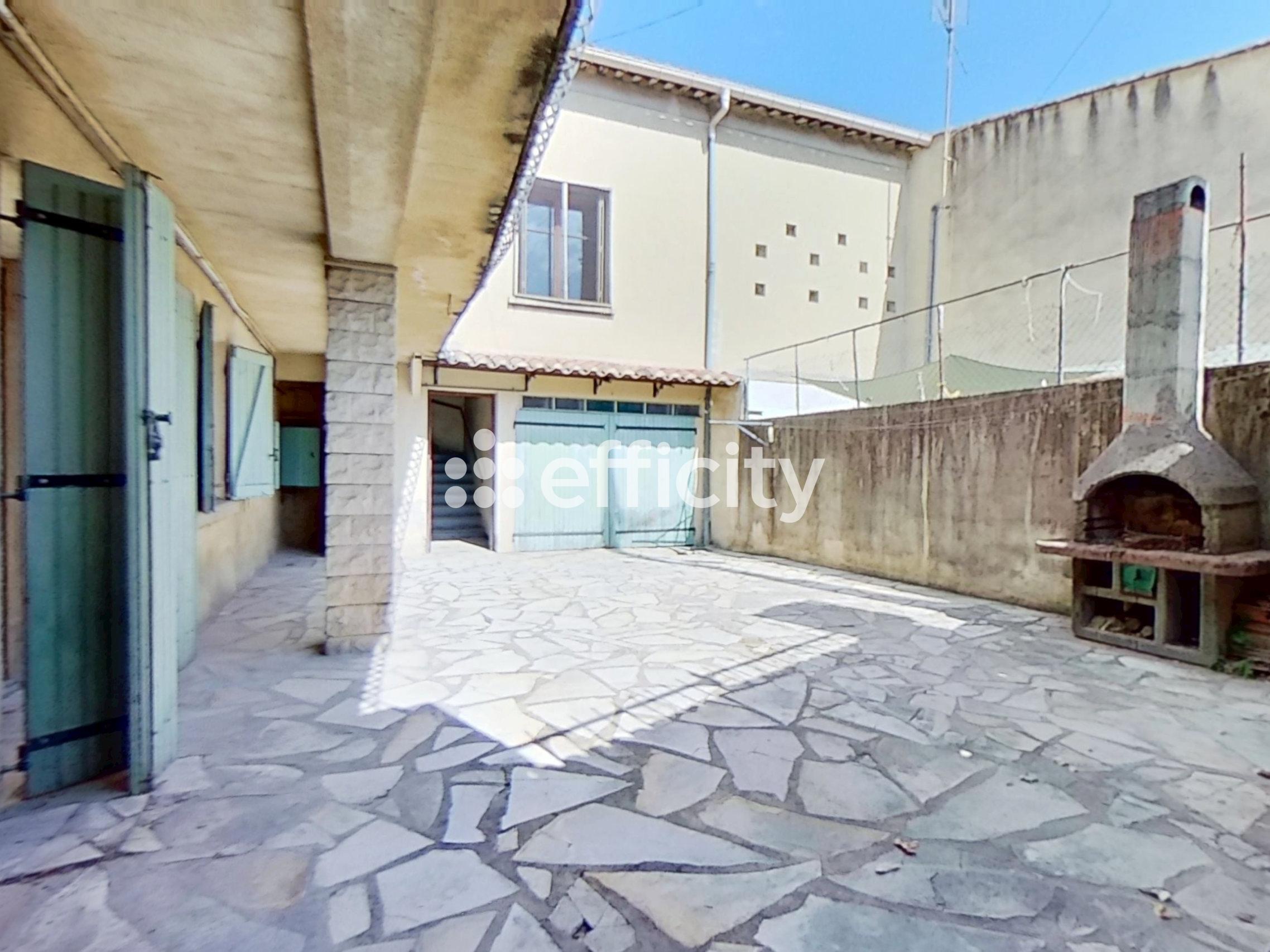 Maison 6 pièces 140 m² · à Uzès · 140 m² · 165 000 €