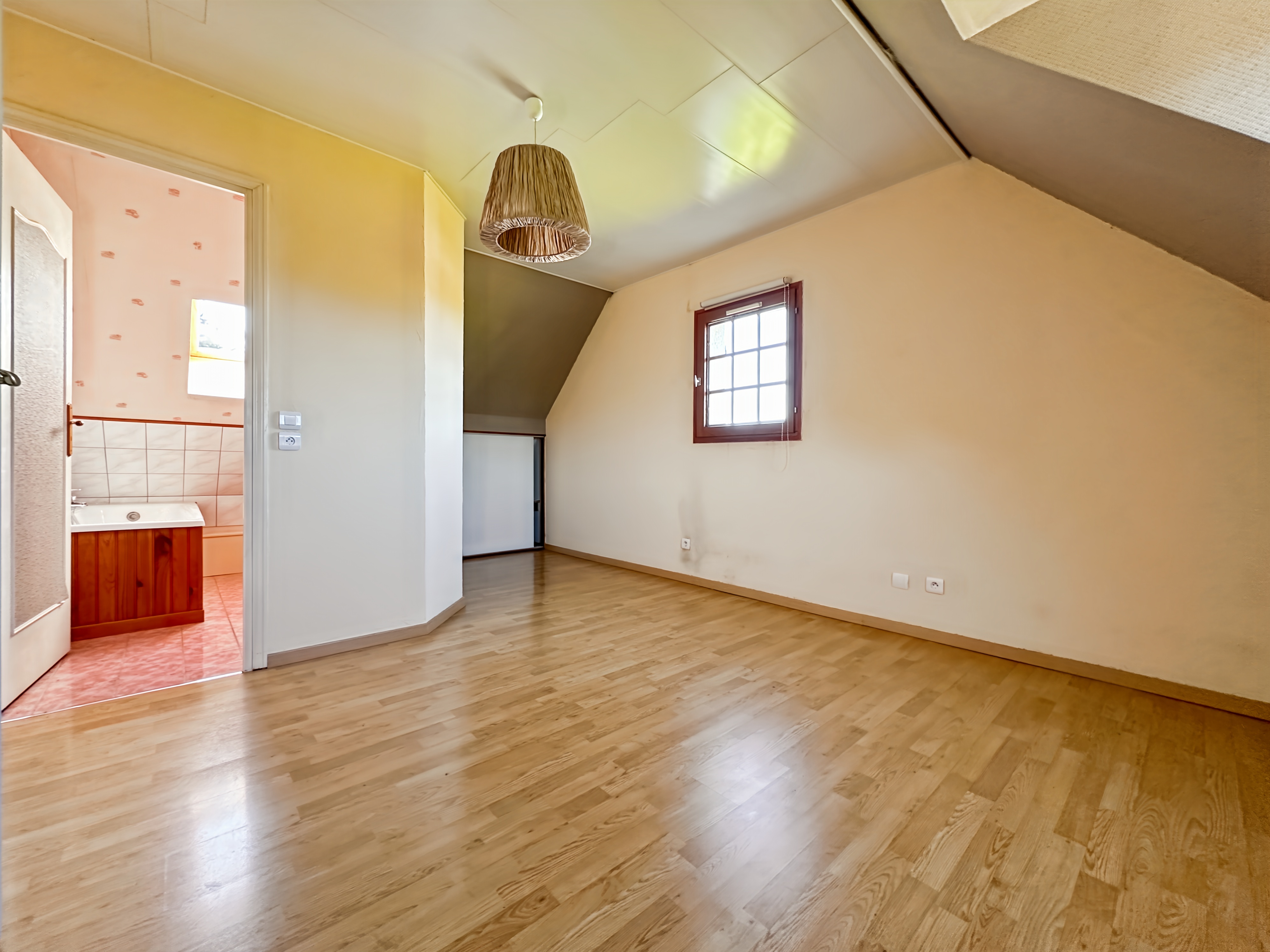 Maison 5 pièces 106 m² · à Saint-Pierre-du-Val · 106 m² · 262 000 €