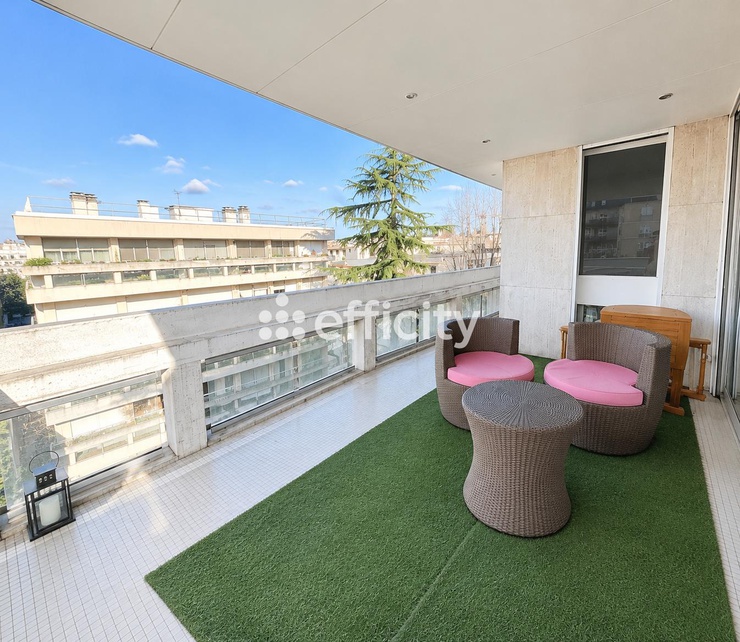 appartement 2 pièces - 65m2 à Neuilly-sur-Seine (92200)