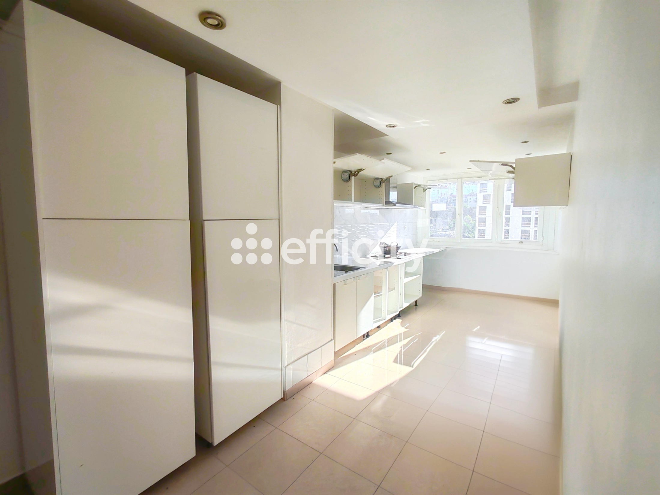appartement 4 pièces - 76m2 à Marseille (13014)