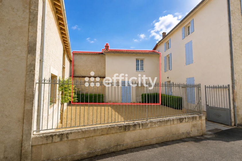 appartement 4 pièces - 92m2 à Saint-Jean-d'Angély (17400)