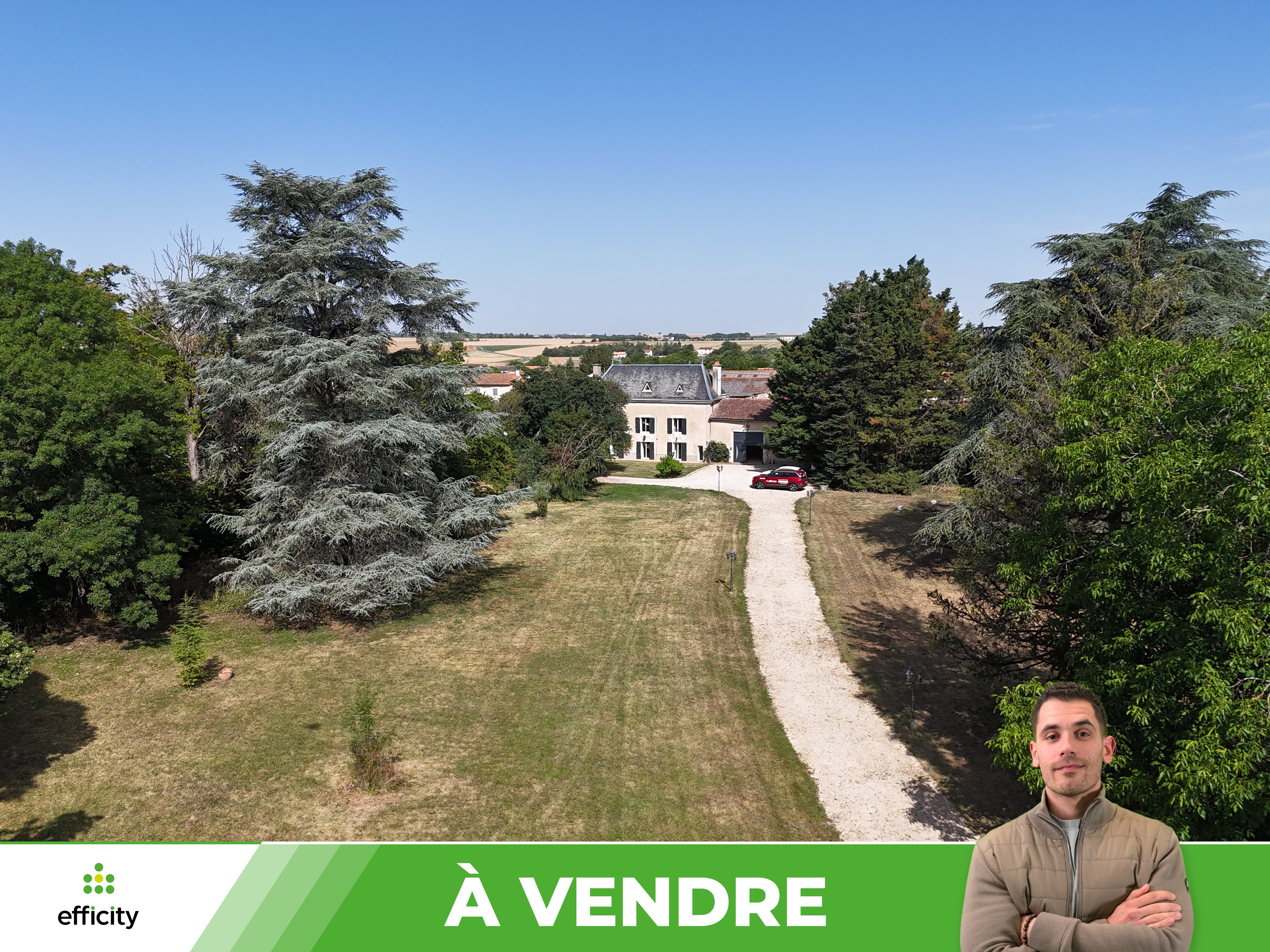 Maison 7 pièces 245 m² · à Champigny en Rochereau · 245 m² · 293 000 €