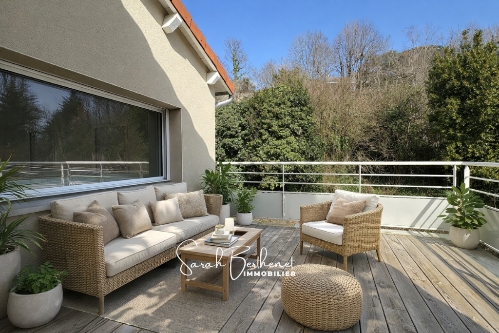 Appartement 4 pièces 98 m² · à Champagne-au-Mont-d'Or · 98 m² · 485 000 €