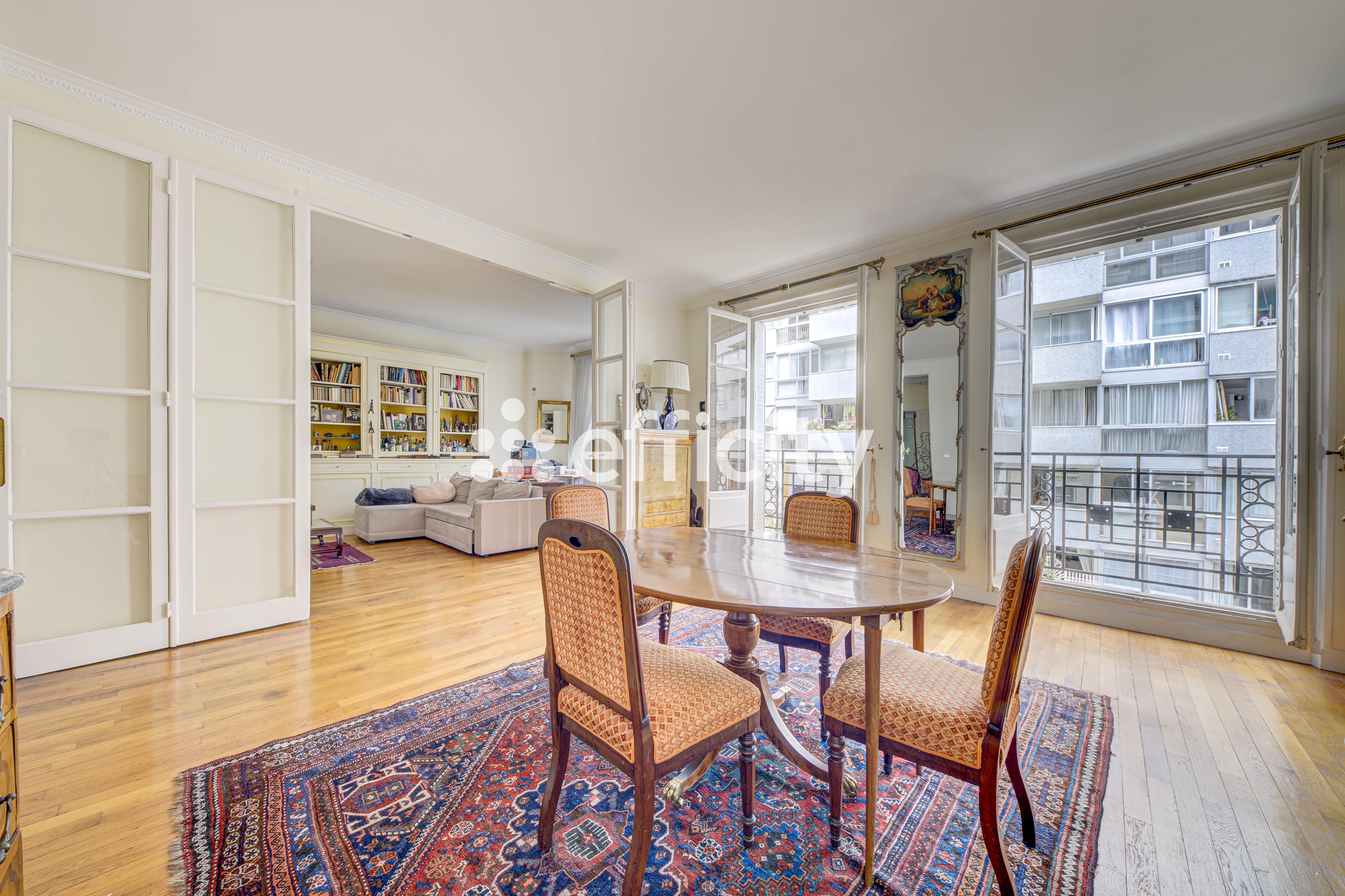 Appartement 4 pièces 119 m² · à Paris · 119 m² · 1 195 000 €