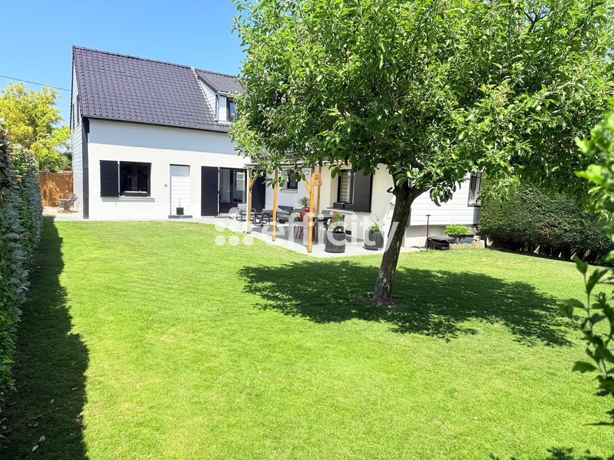 maison 7 pièces - 144m2 à Pérenchies (59840)