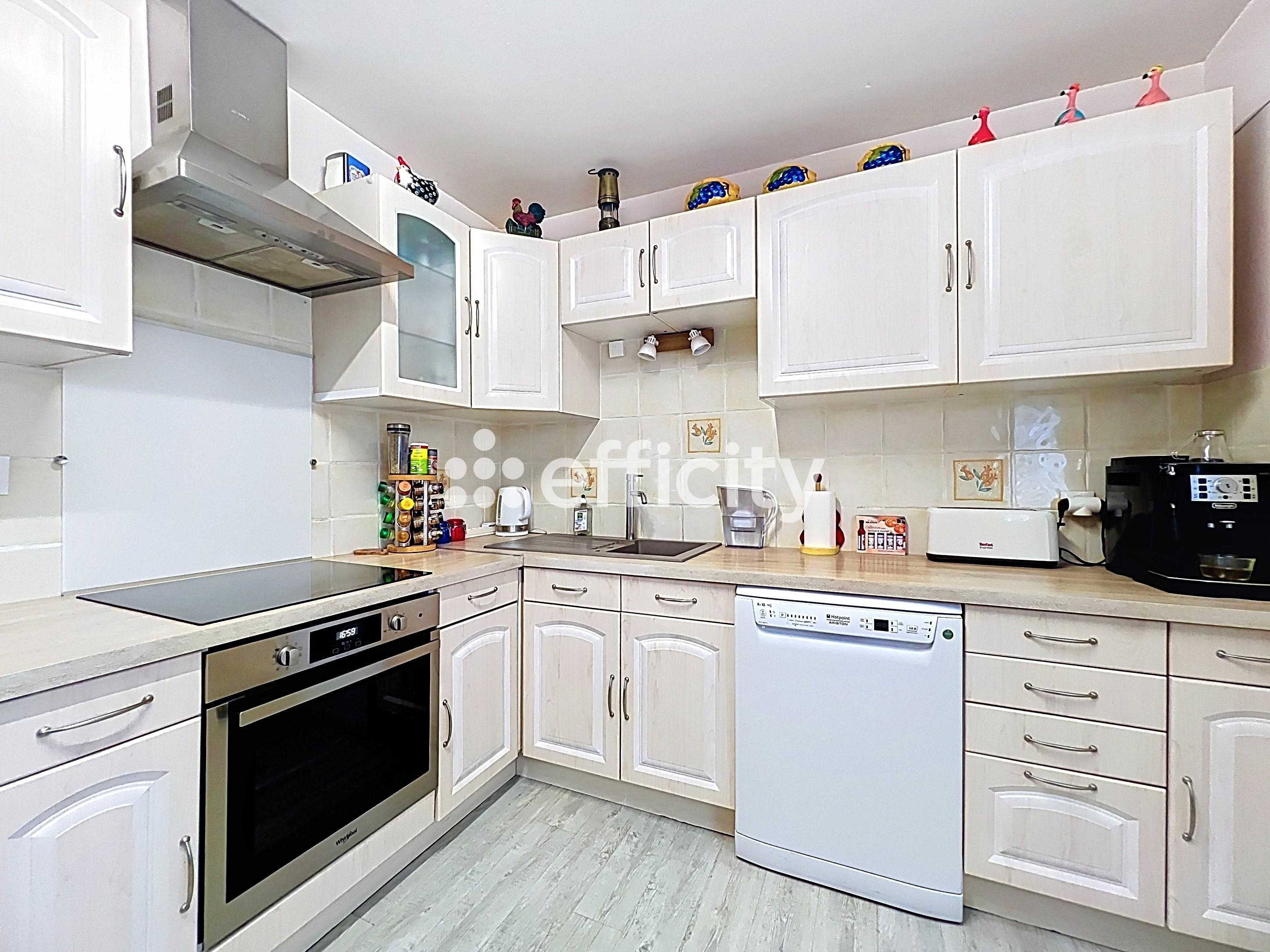 Appartement 4 pièces 97 m² · à Cluses · 97 m² · 277 000 €