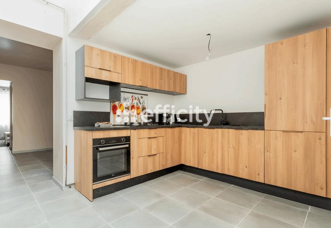 Maison 4 pièces 70 m² · à Tourcoing · 70 m² · 141 000 €
