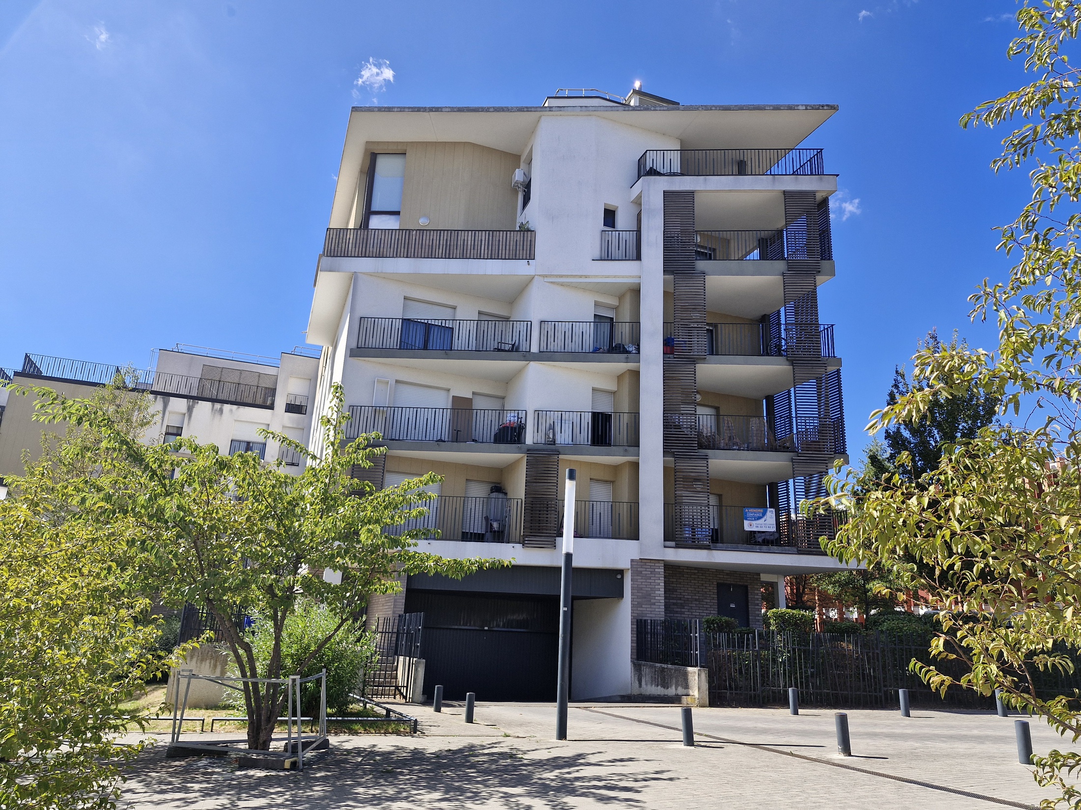 parking  - 16m2 à Les Pavillons-sous-Bois (93320)