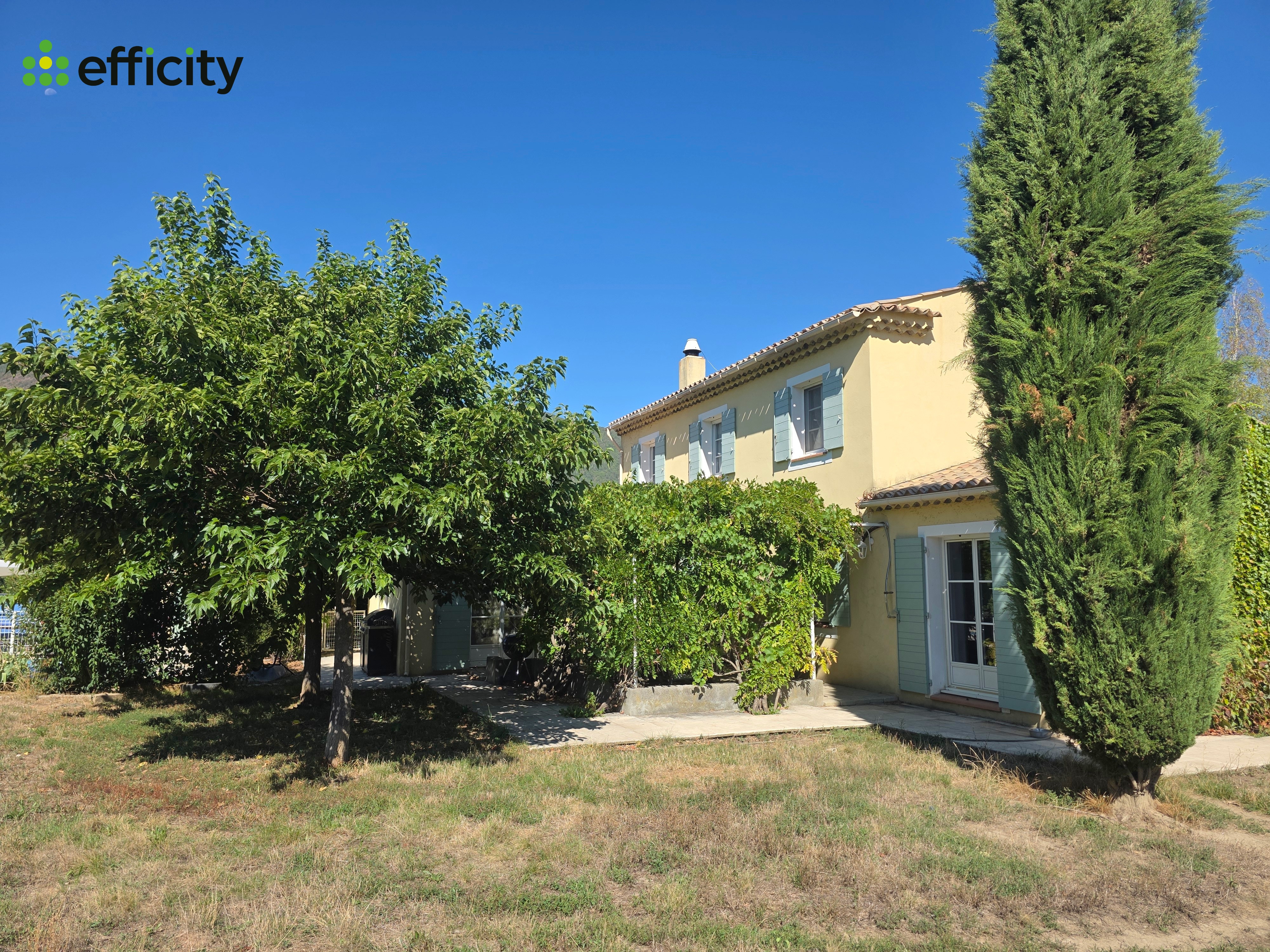 Maison 5 pièces 200 m² · à Le Brusquet · 200 m² · 370 000 €