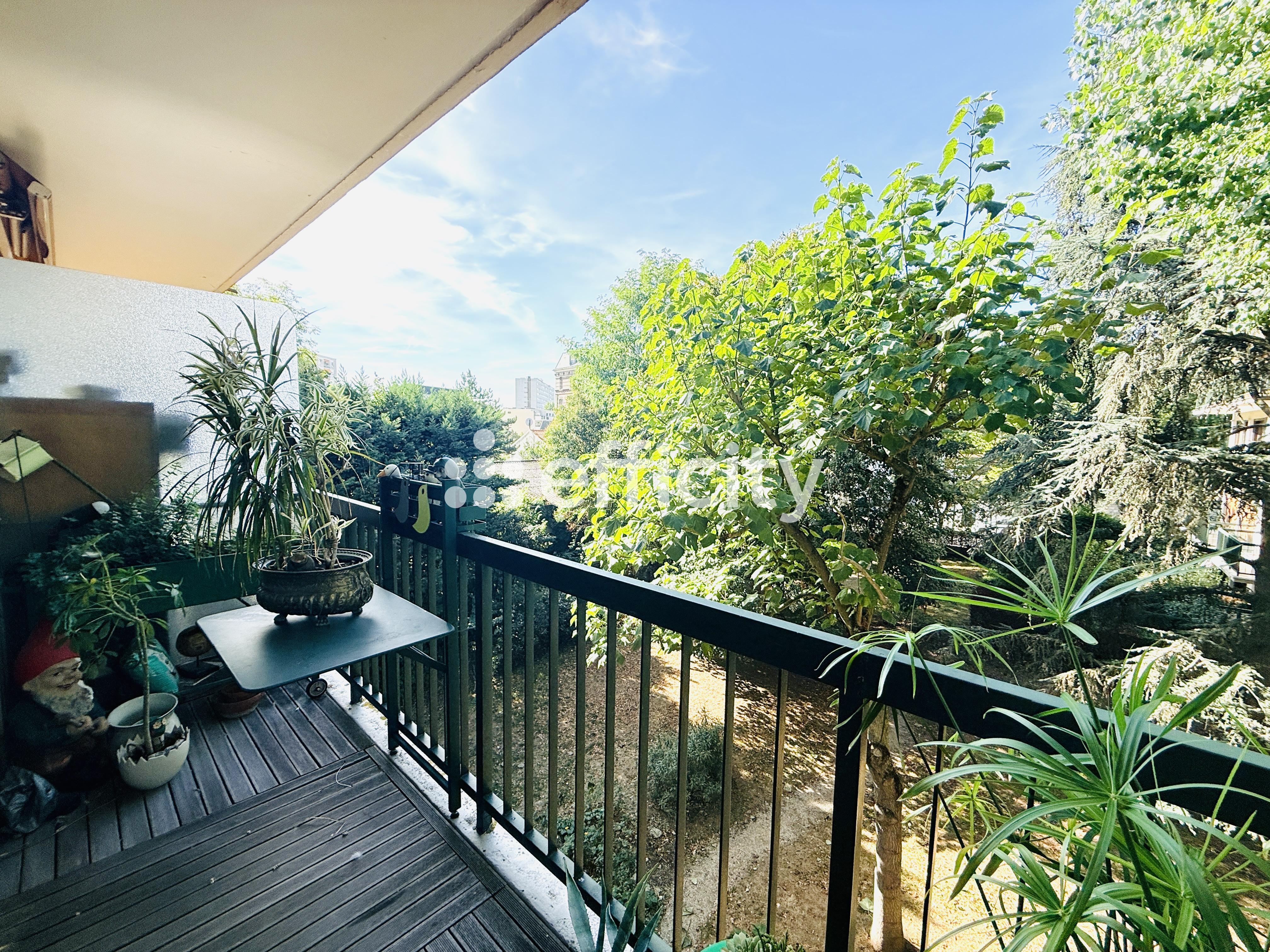 Appartement 4 pièces 85 m² · à Châtillon · 85 m² · 450 000 €