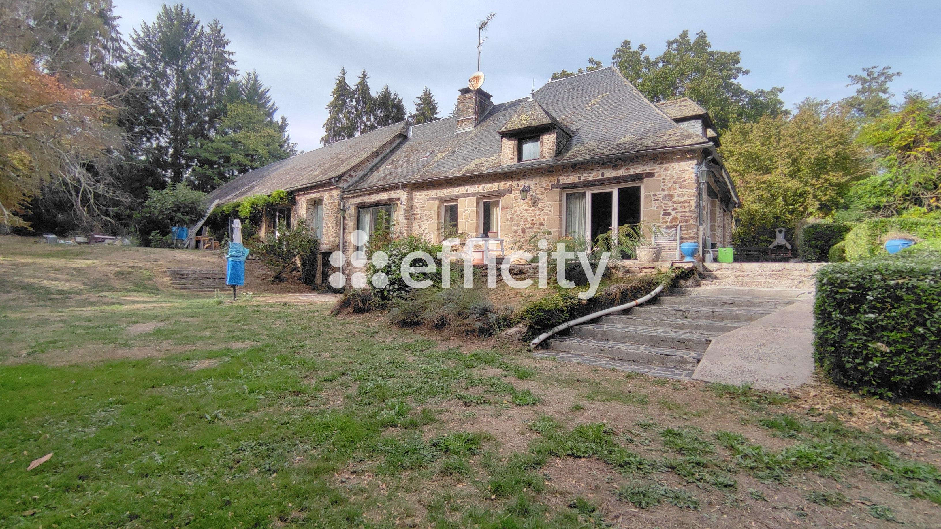 Maison 8 pièces 180 m² · à Saint-Pardoux-l'Ortigier · 180 m² · 218 000 €