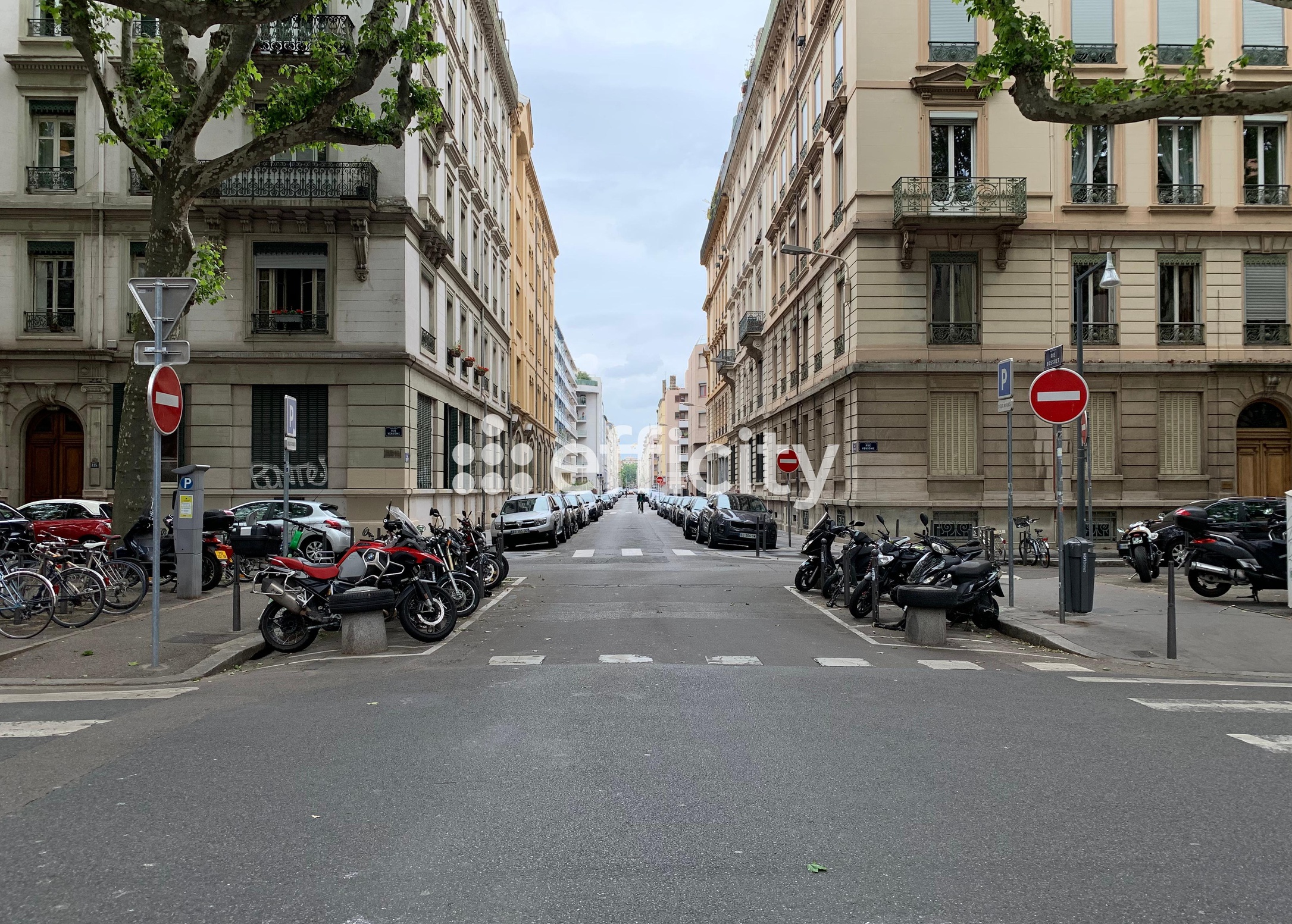 appartement 3 pièces - 77,0m2 à Lyon (69006)