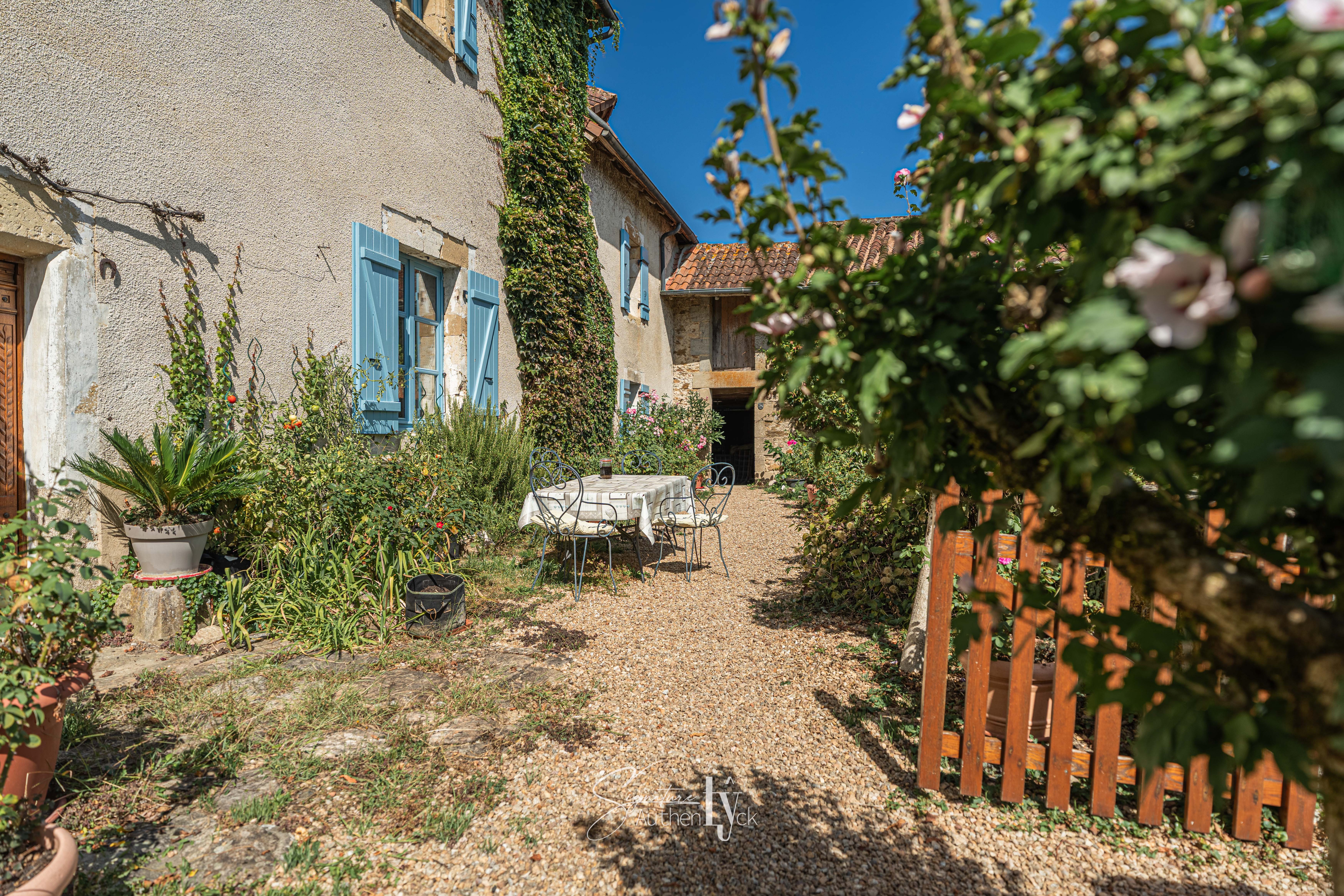 Maison - Saint-Jory-de-Chalais