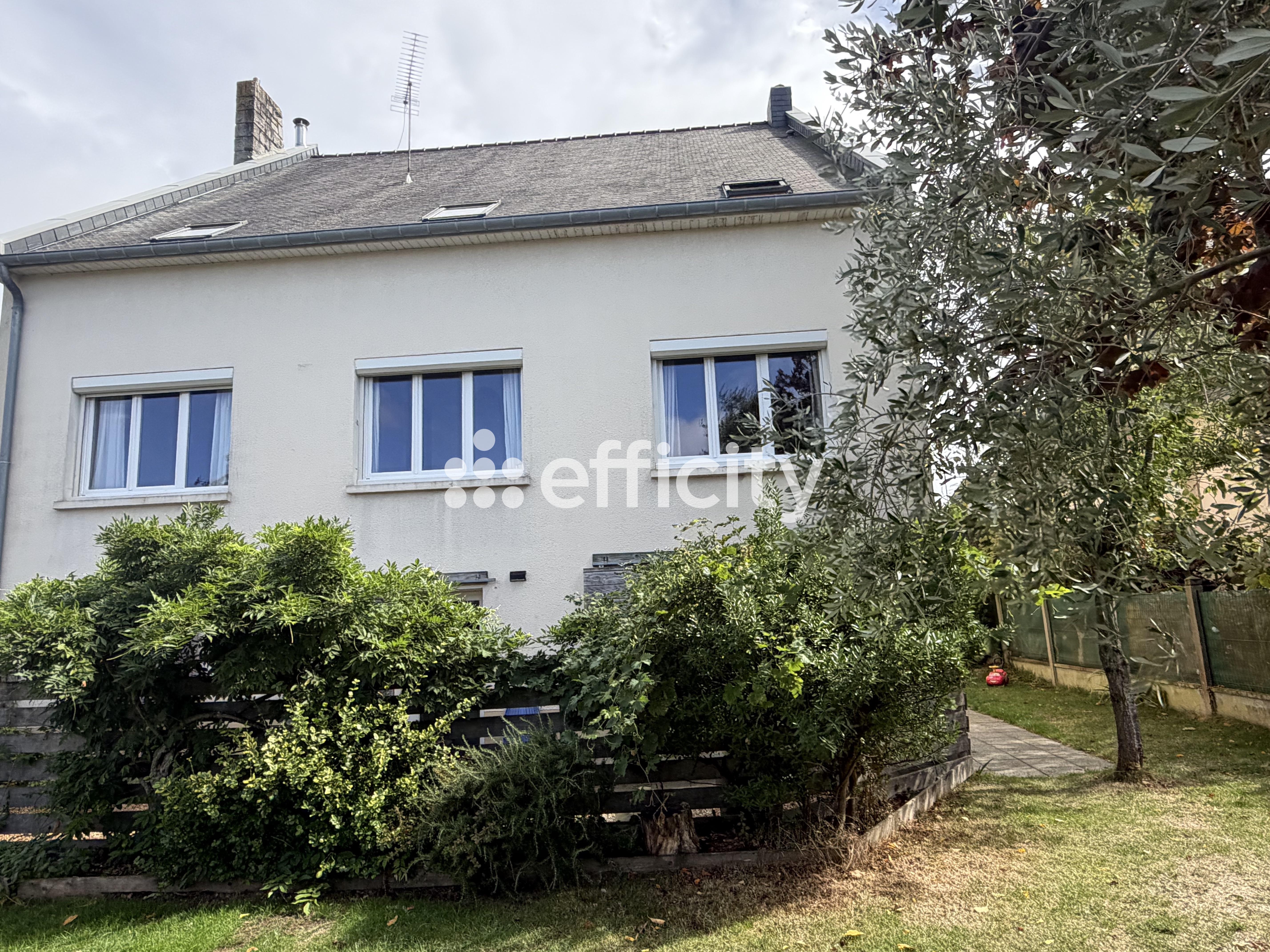 Maison 8 pièces 185 m² · à Vitré · 185 m² · 379 000 €