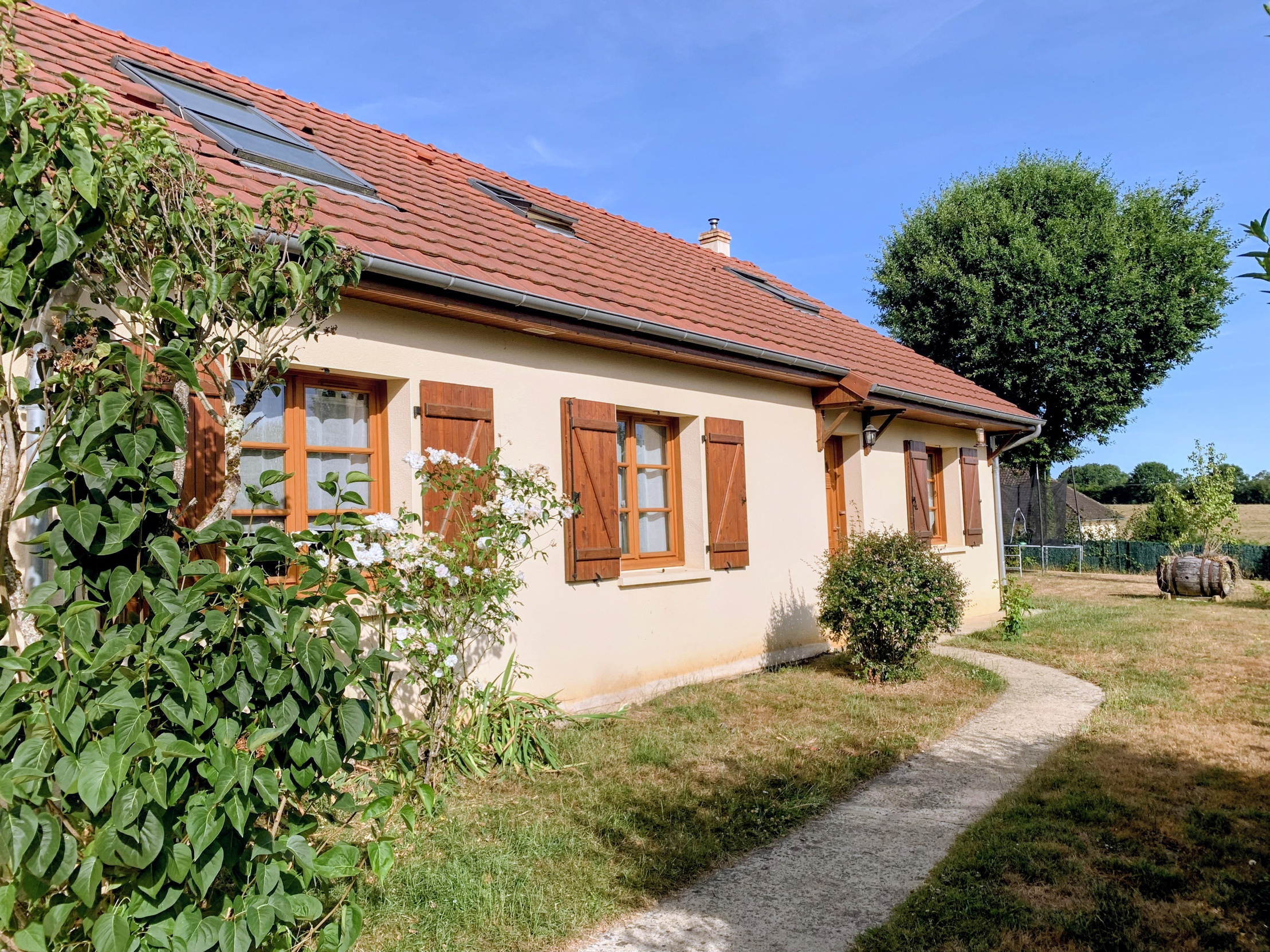 maison 7 pièces - 121m2 à Moulins-le-Carbonnel (72130)