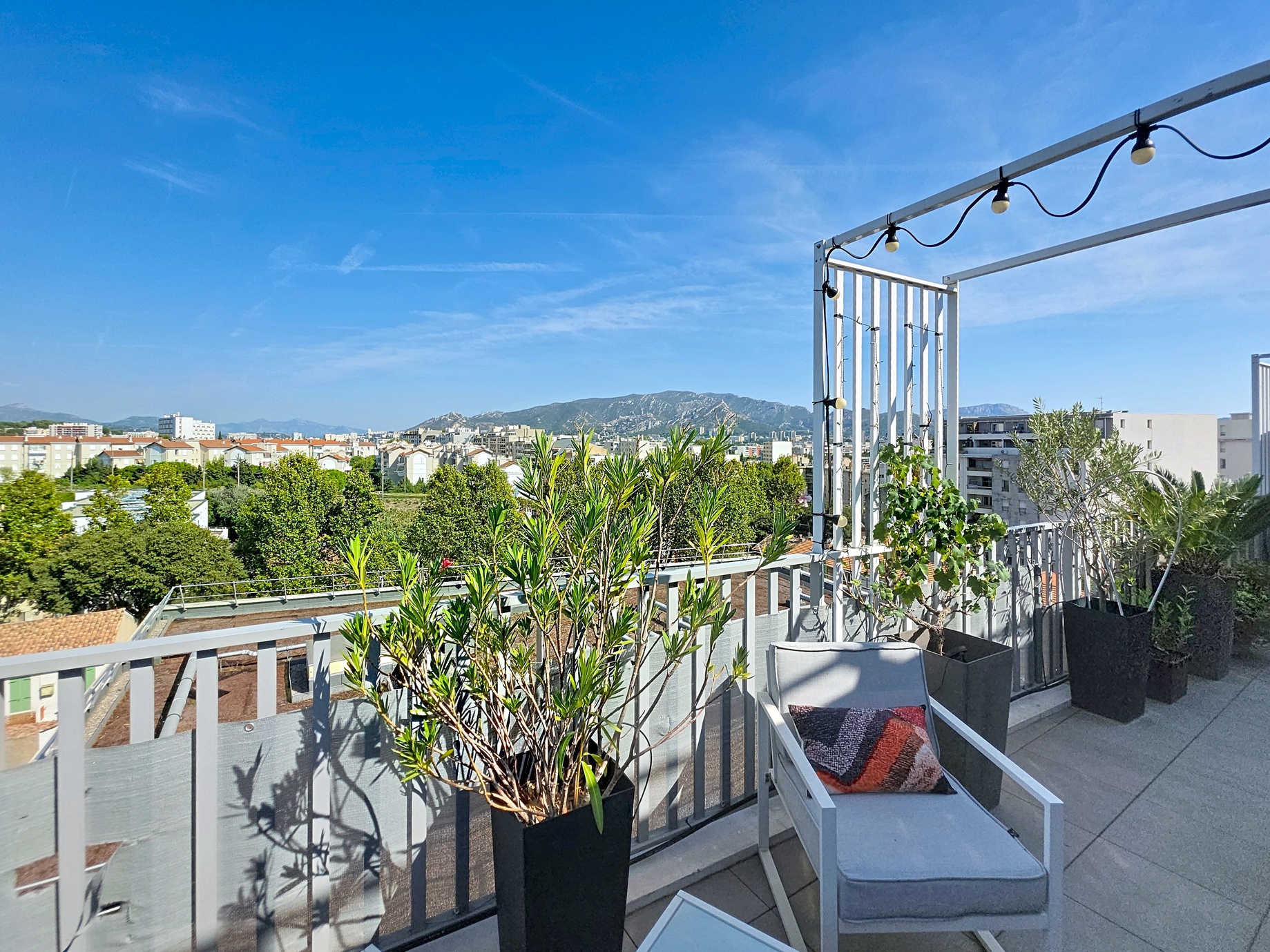 appartement 3 pièces - 87m2 à Marseille (13010)