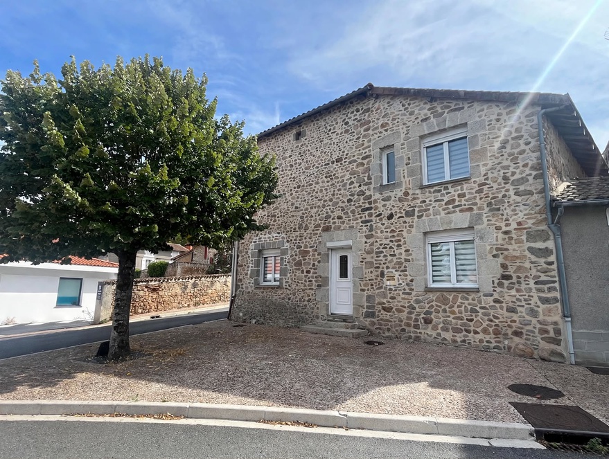 maison 5 pièces - 138m2 à Chabanais (16150)
