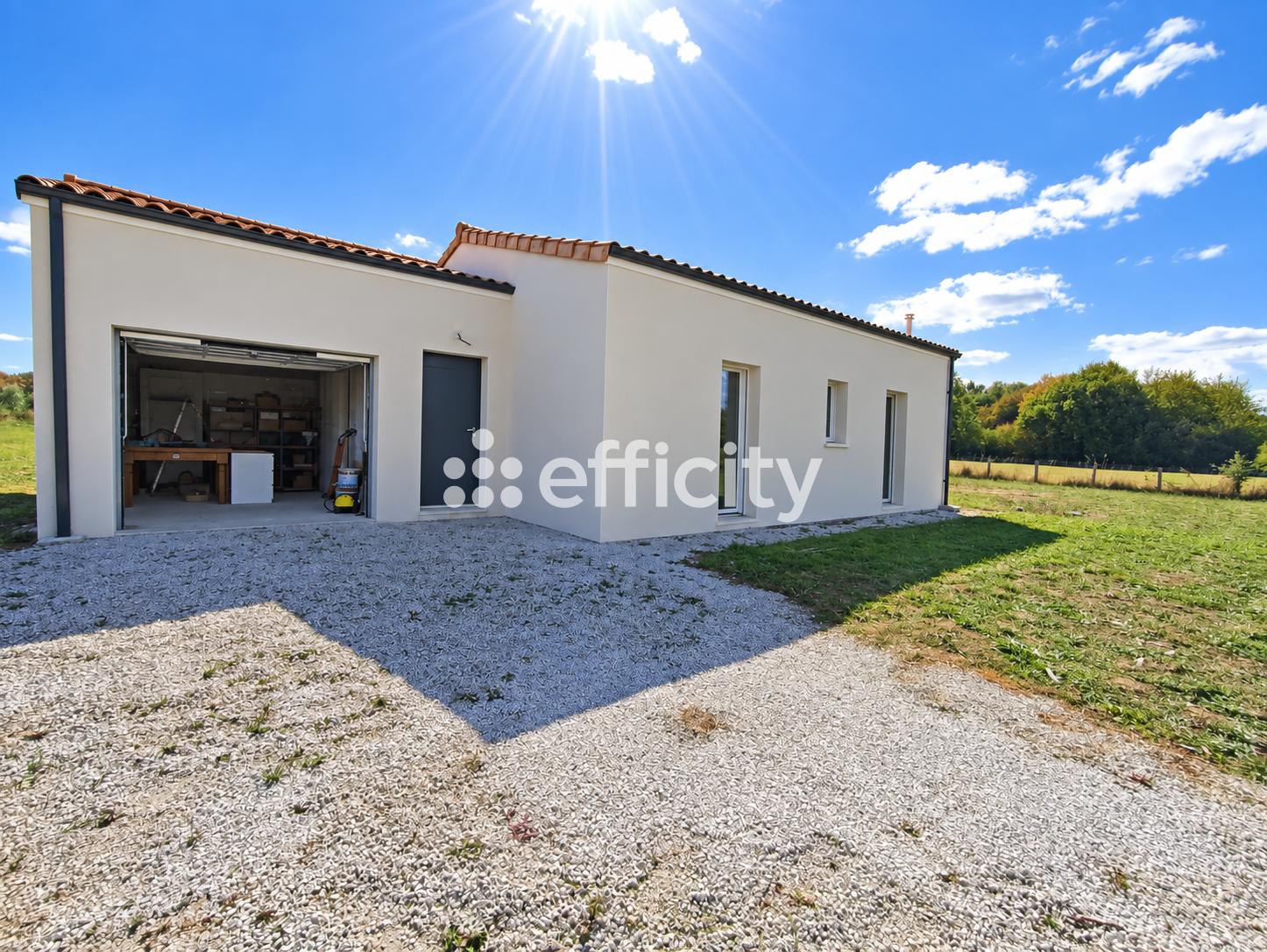 Maison 3 pièces 68 m² · à Voulême · 68 m² · 130 000 €