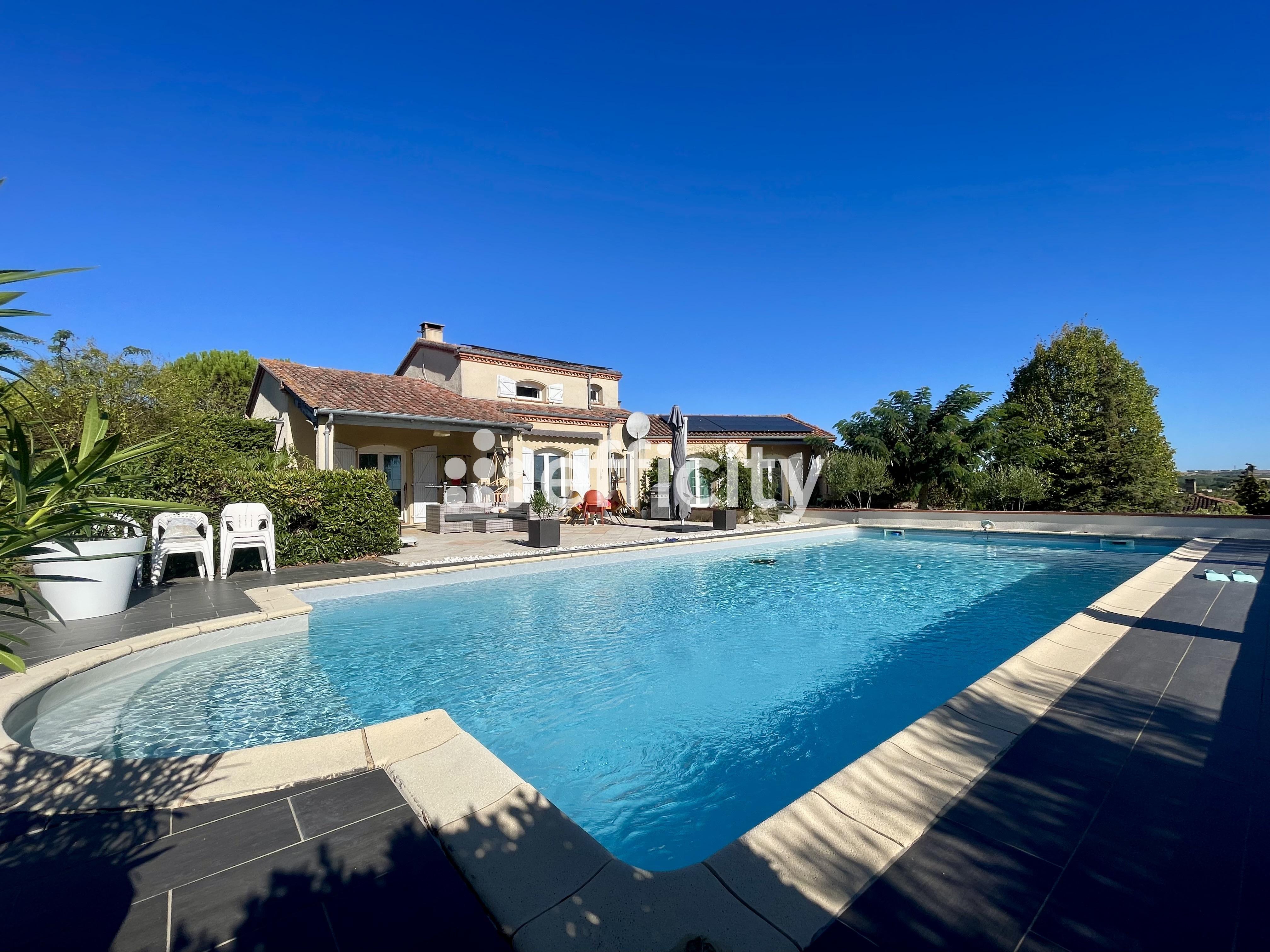 Maison 7 pièces 180 m² · à Rabastens · 180 m² · 599 000 €