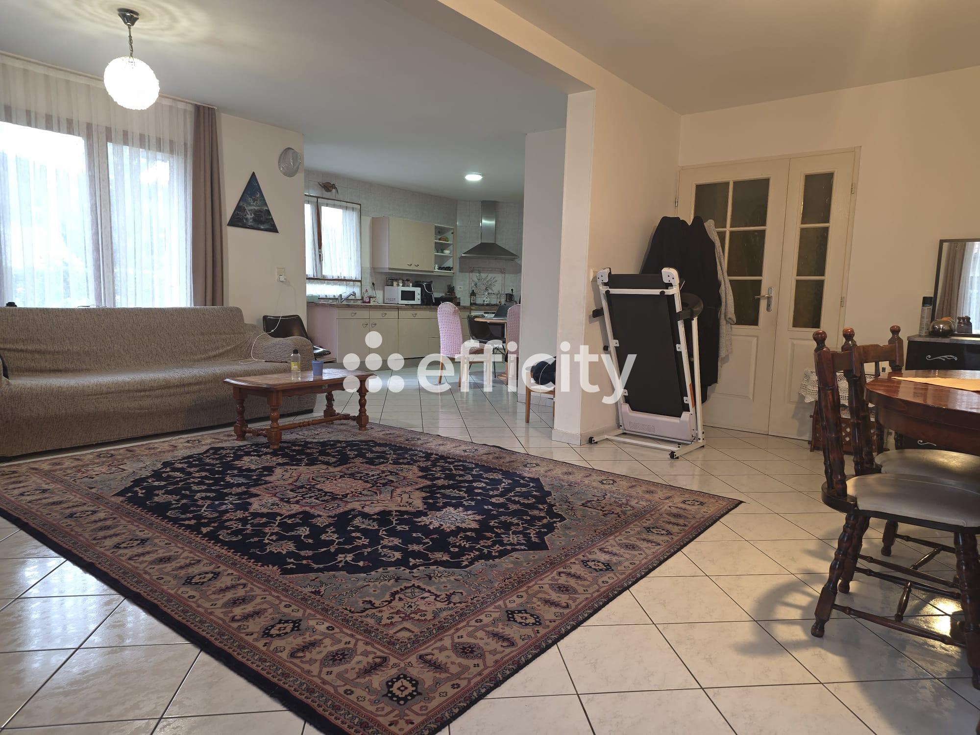 Maison 9 pièces 250 m² · à Marnaz · 250 m² · 530 000 €