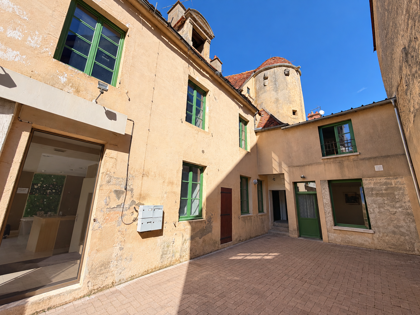 Immeuble 12 pièces 350 m² · à Avallon · 350 m² · 369 000 €