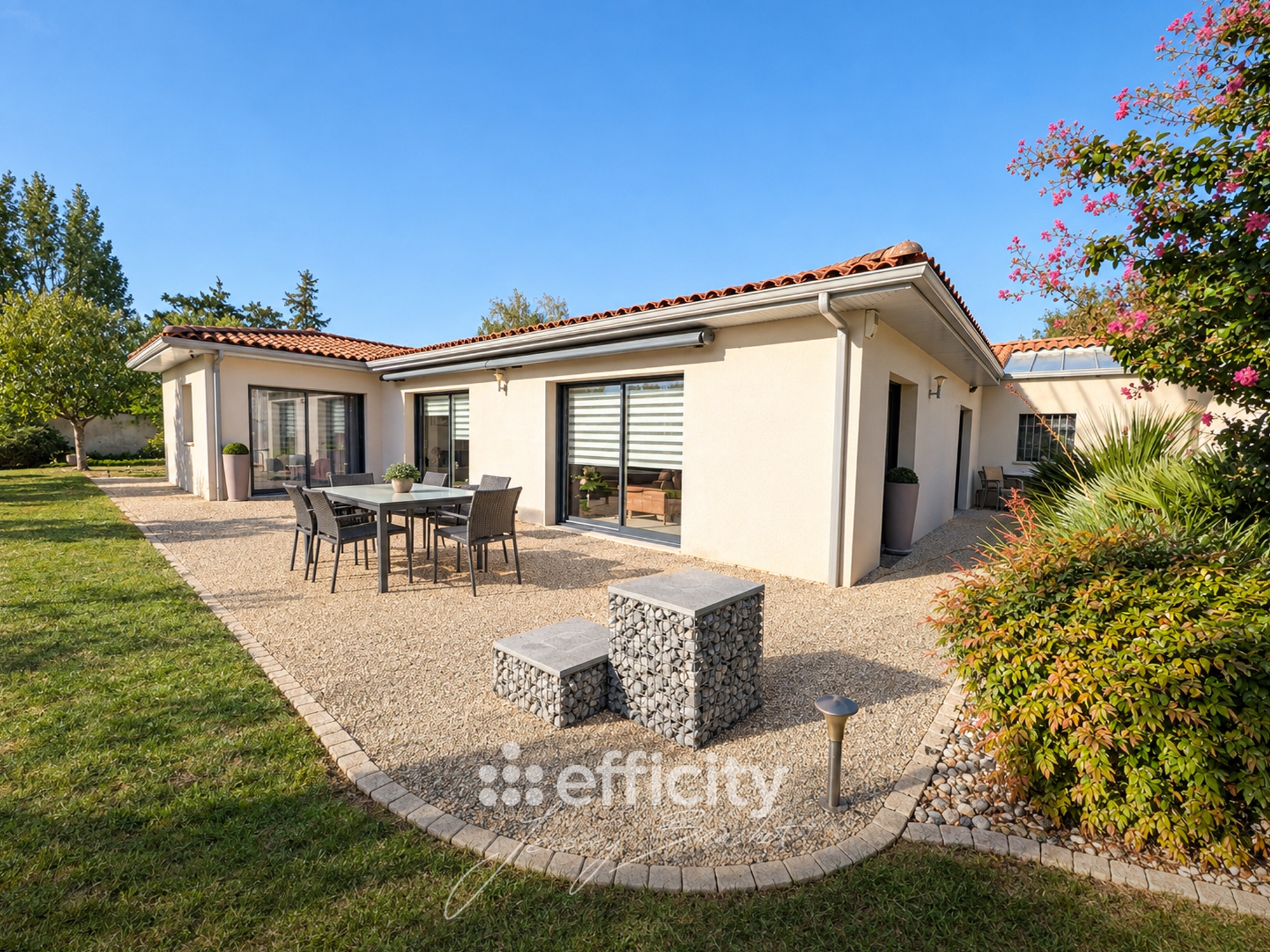 Maison 6 pièces 165 m² · à Niort · 165 m² · 468 000 €