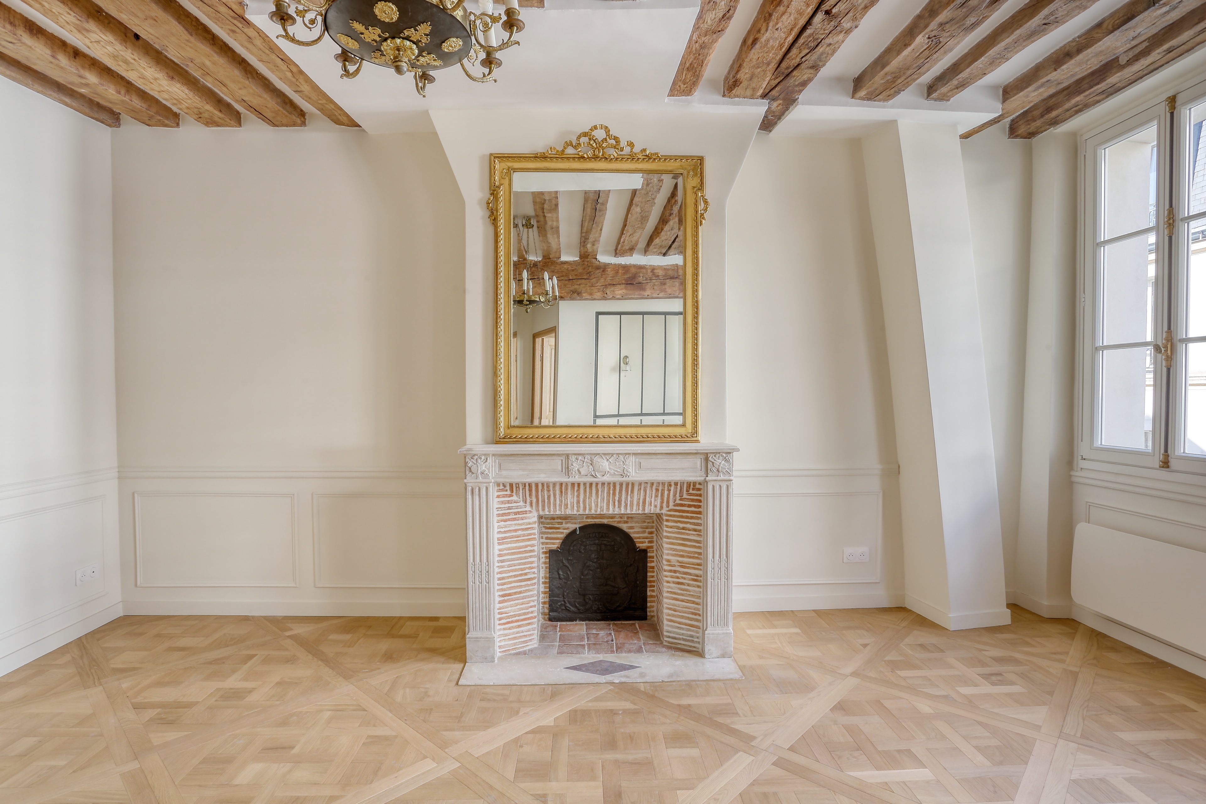 Appartement 5 pièces 105 m² · à Paris · 105 m² · 2 600 000 €