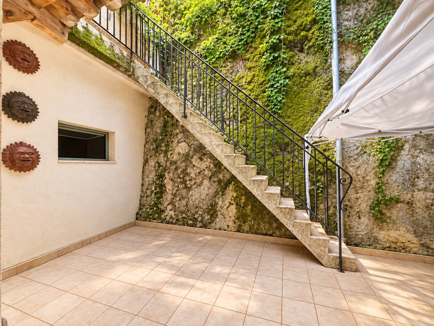 Appartement 2 pièces 81 m² · à Viviers · 81 m² · 120 000 €