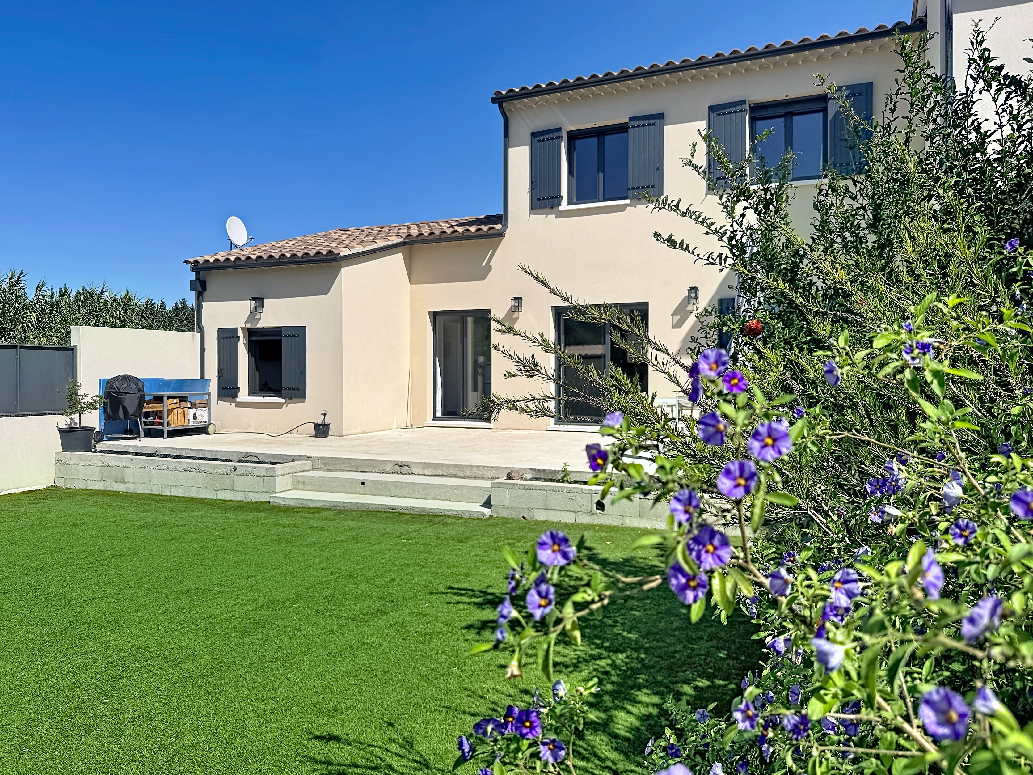 Maison 4 pièces 101 m² · à Mas-Blanc-des-Alpilles · 101 m² · 385 000 €